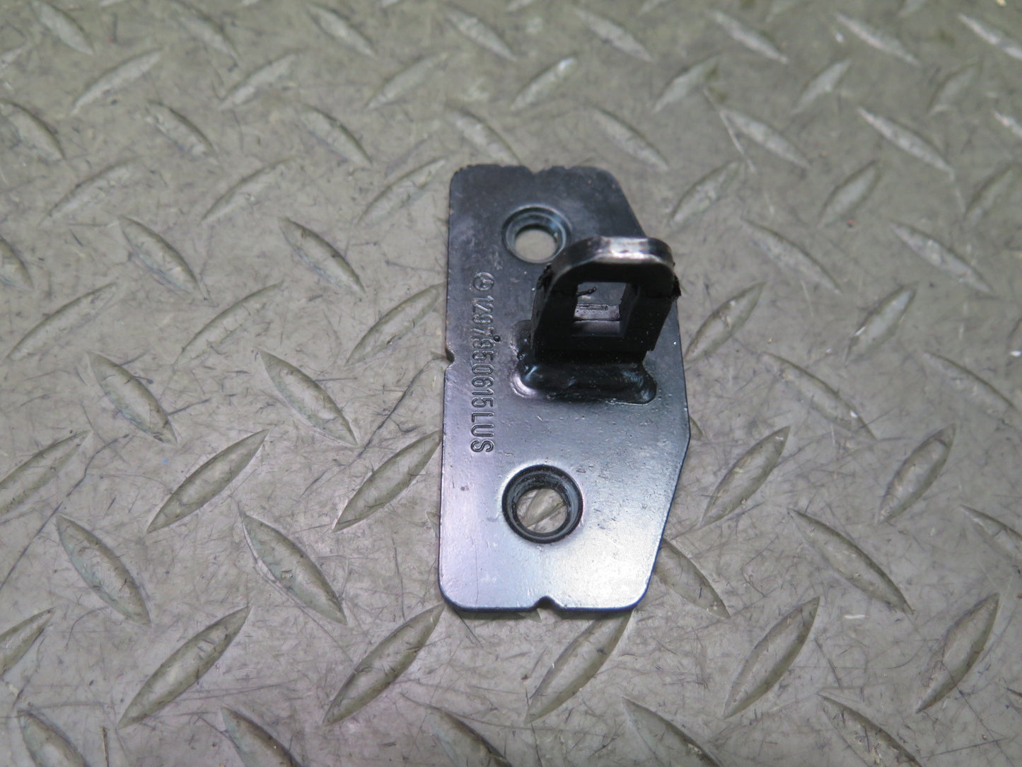 94-02 Mercedes R129 SL Convertible TOP Roof Lock Locking PIN Catch Set OEM