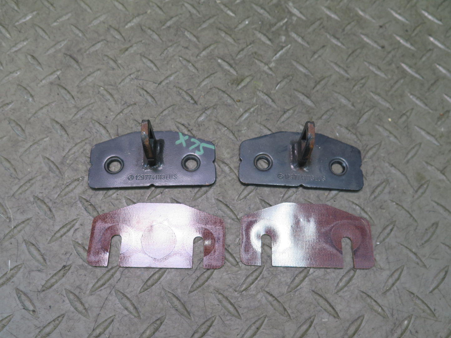 94-02 Mercedes R129 SL Convertible TOP Roof Lock Locking PIN Catch Set OEM