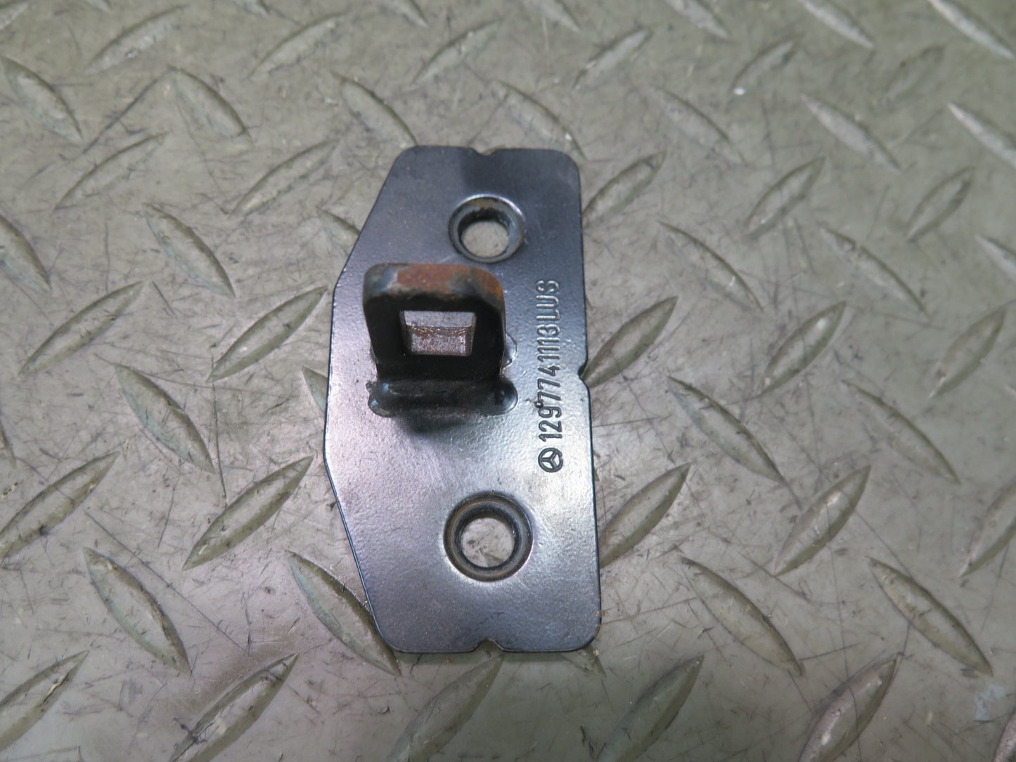 94-02 Mercedes R129 SL Convertible TOP Roof Lock Locking PIN Catch Set OEM