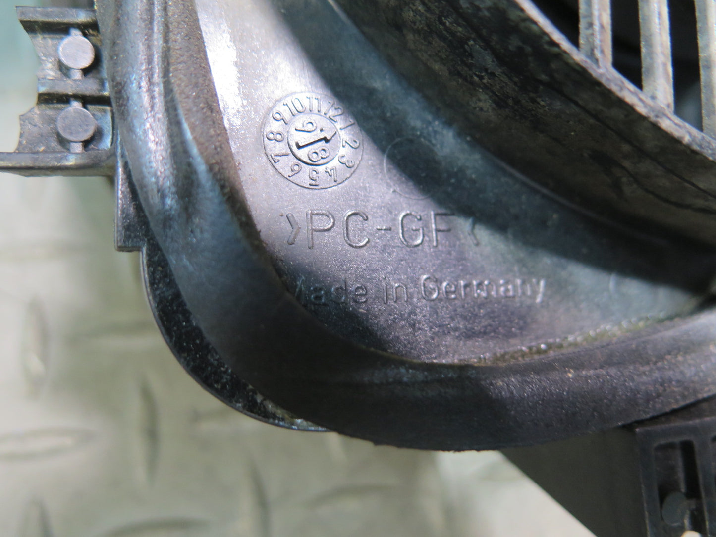 96-02 Mercedes R129 Sl-class Set of 2 Front Left & Right Door Speaker OEM