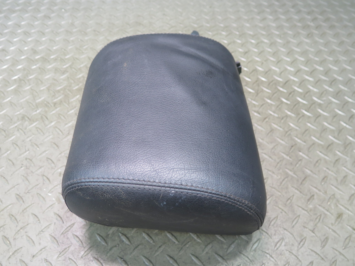 96-02 Mercedes R129 Sl-class Set of 2 Front Left & Right Leather Headrest OEM
