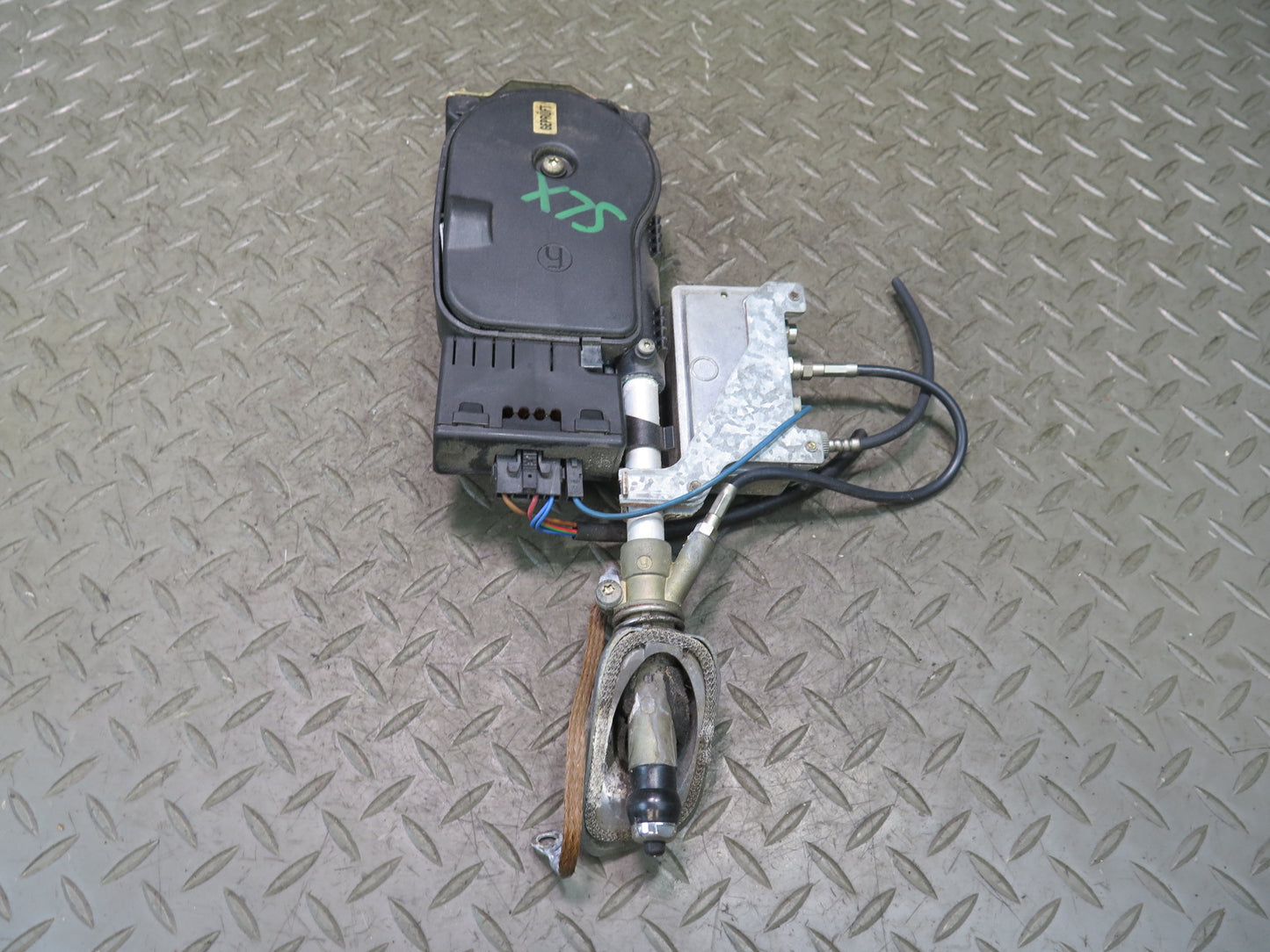 94-02 Mercedes R129 Sl-class Power Radio Antenna Assembly OEM