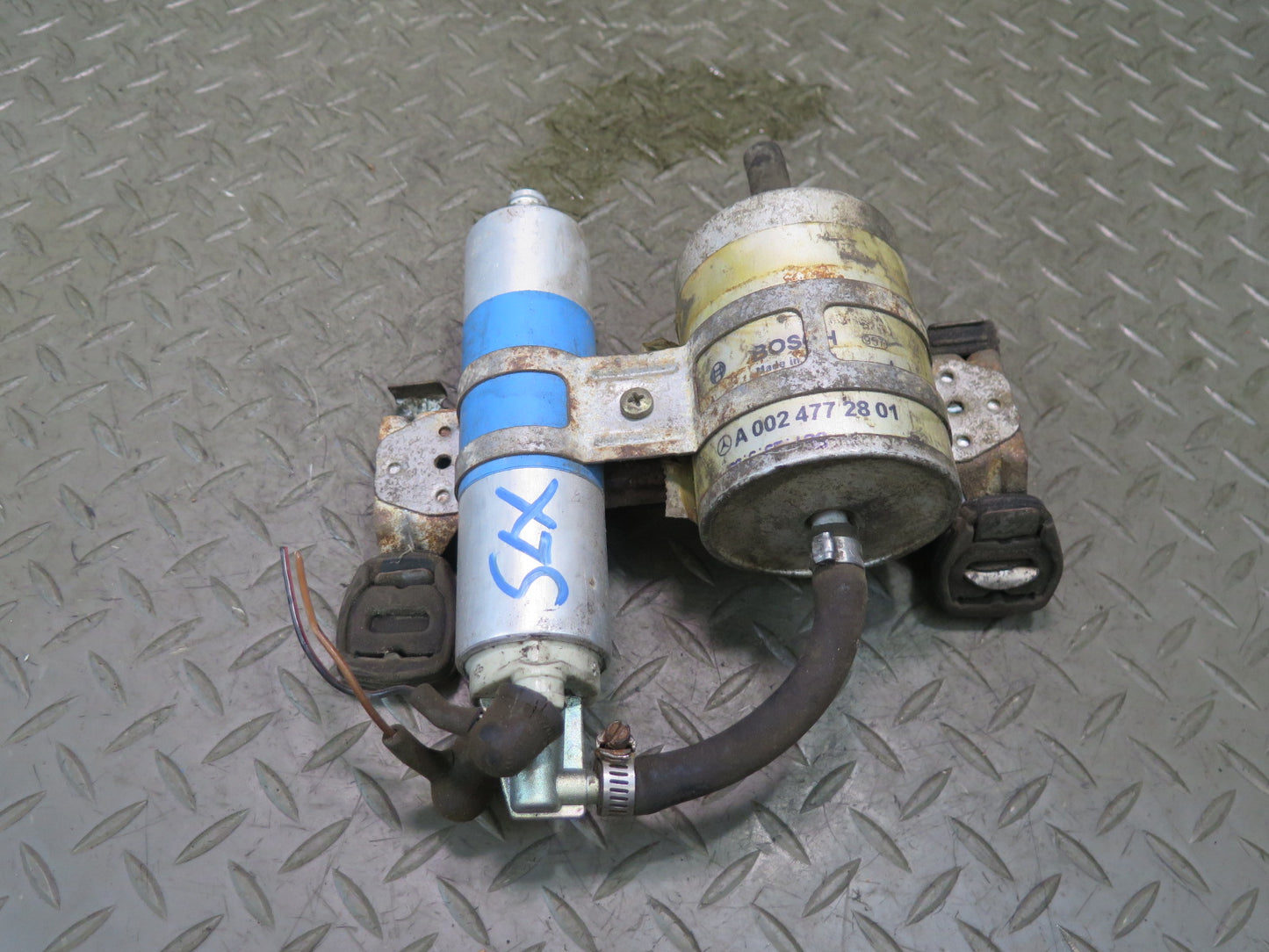 1998 Mercedes R129 SL500 Fuel Pump & Filter Assembly 0024772801 OEM