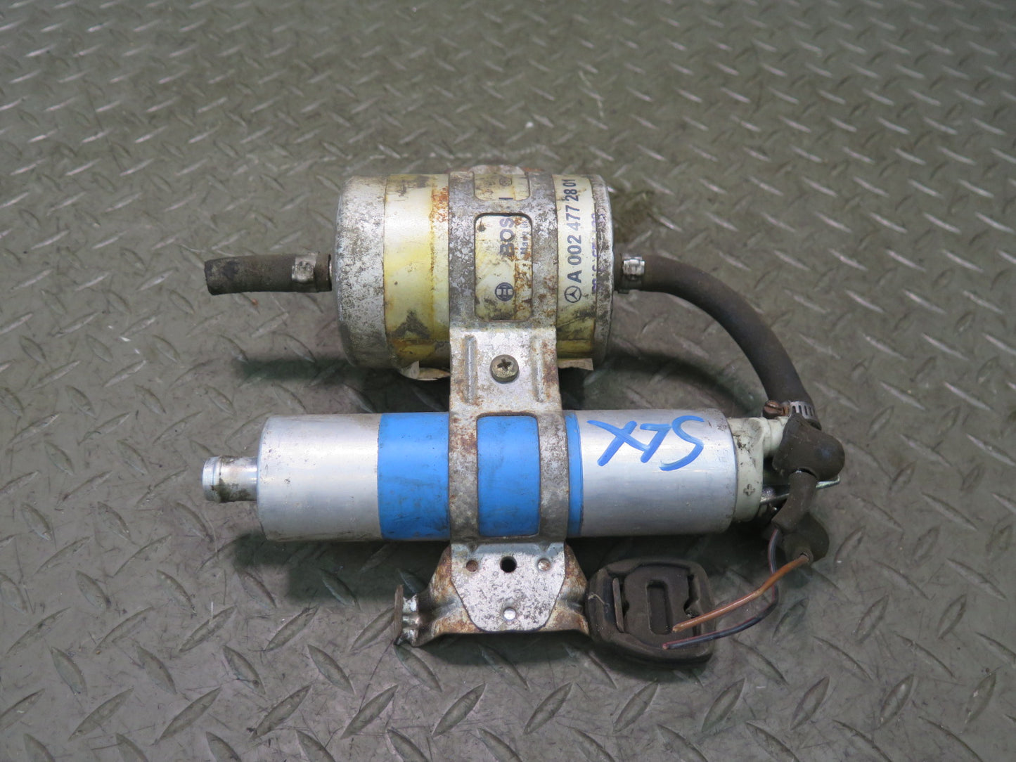 1998 Mercedes R129 SL500 Fuel Pump & Filter Assembly 0024772801 OEM