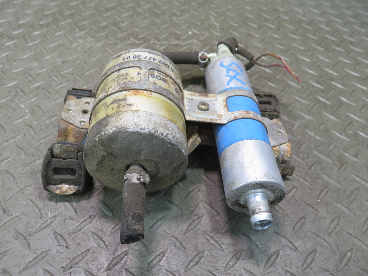 1998 Mercedes R129 SL500 Fuel Pump & Filter Assembly 0024772801 OEM