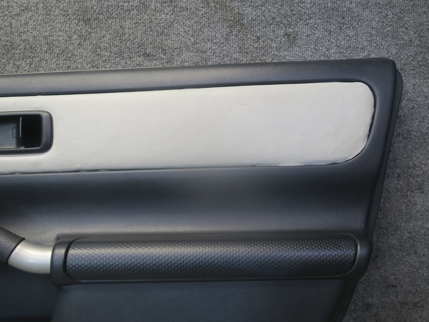 00-05 Toyota MR2 Spyder ZZW30L Left & Right Door Interior Trim Panel Set OEM