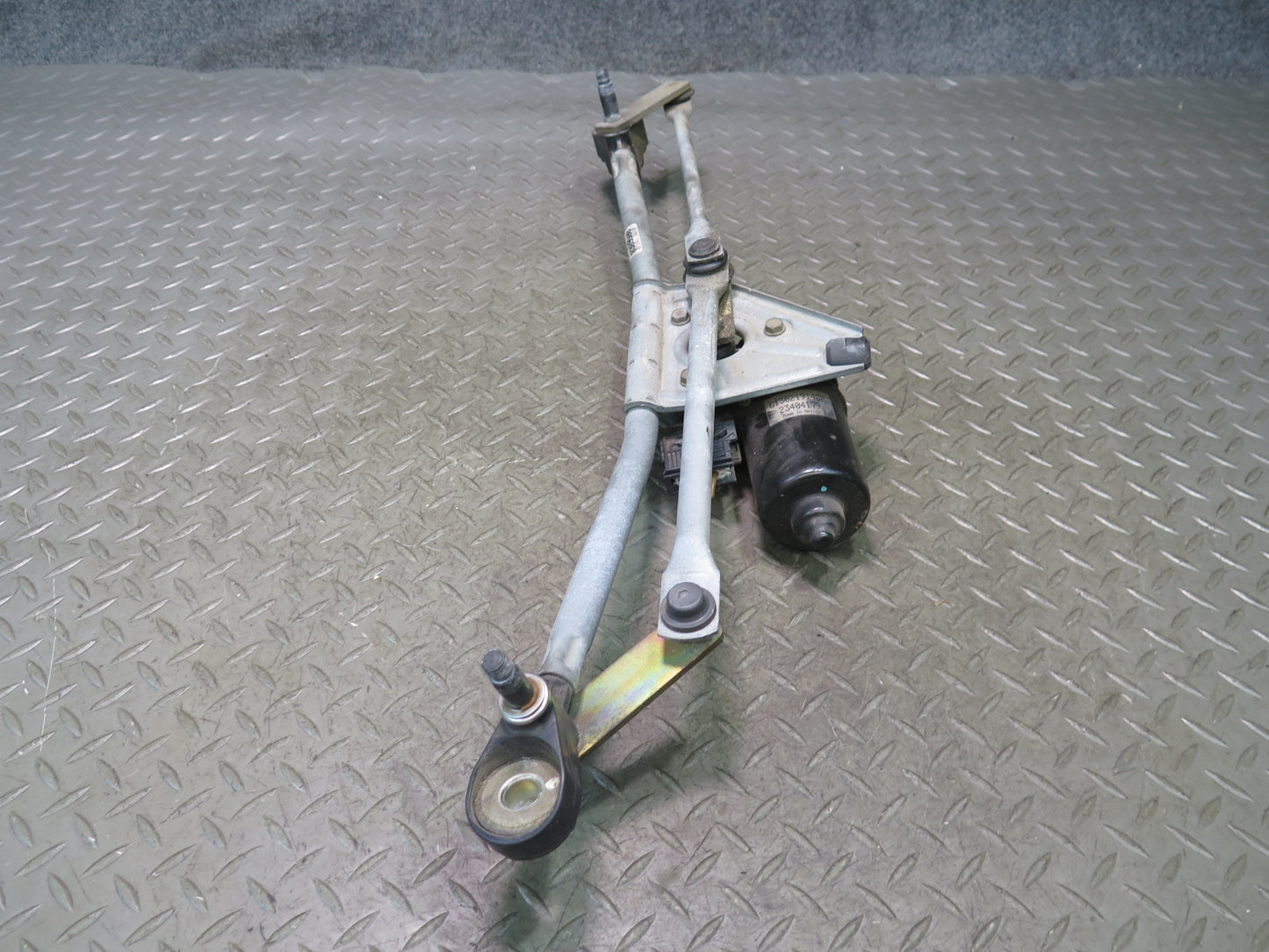 96-02 BMW E36/7 Z3 Windshield Wiper Transmission Linkage W/ Motor OEM