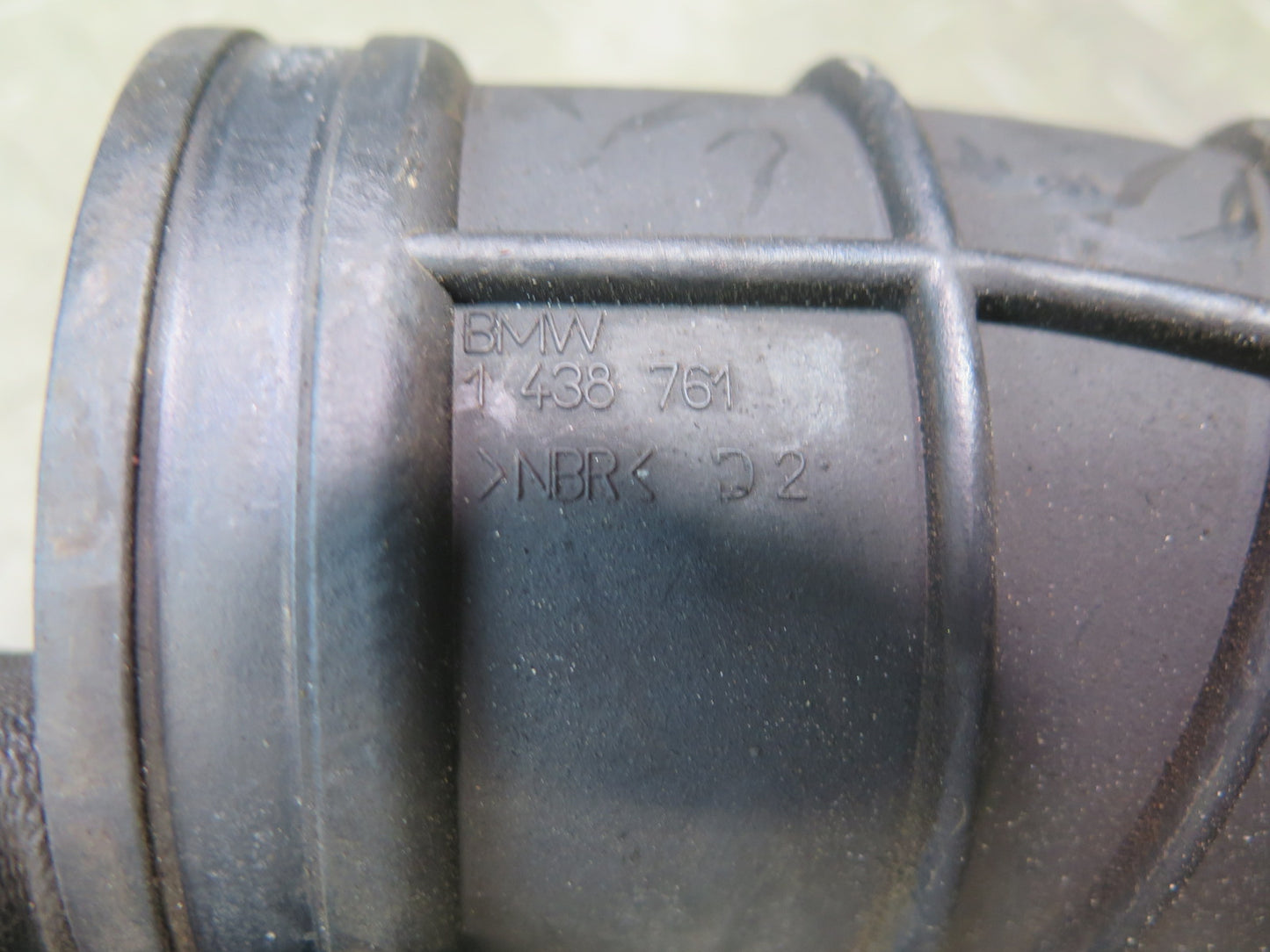 01-02 BMW E36/7 Z3 M54 3.0L Air Intake Duct Hose Boot Tube 1438761 OEM