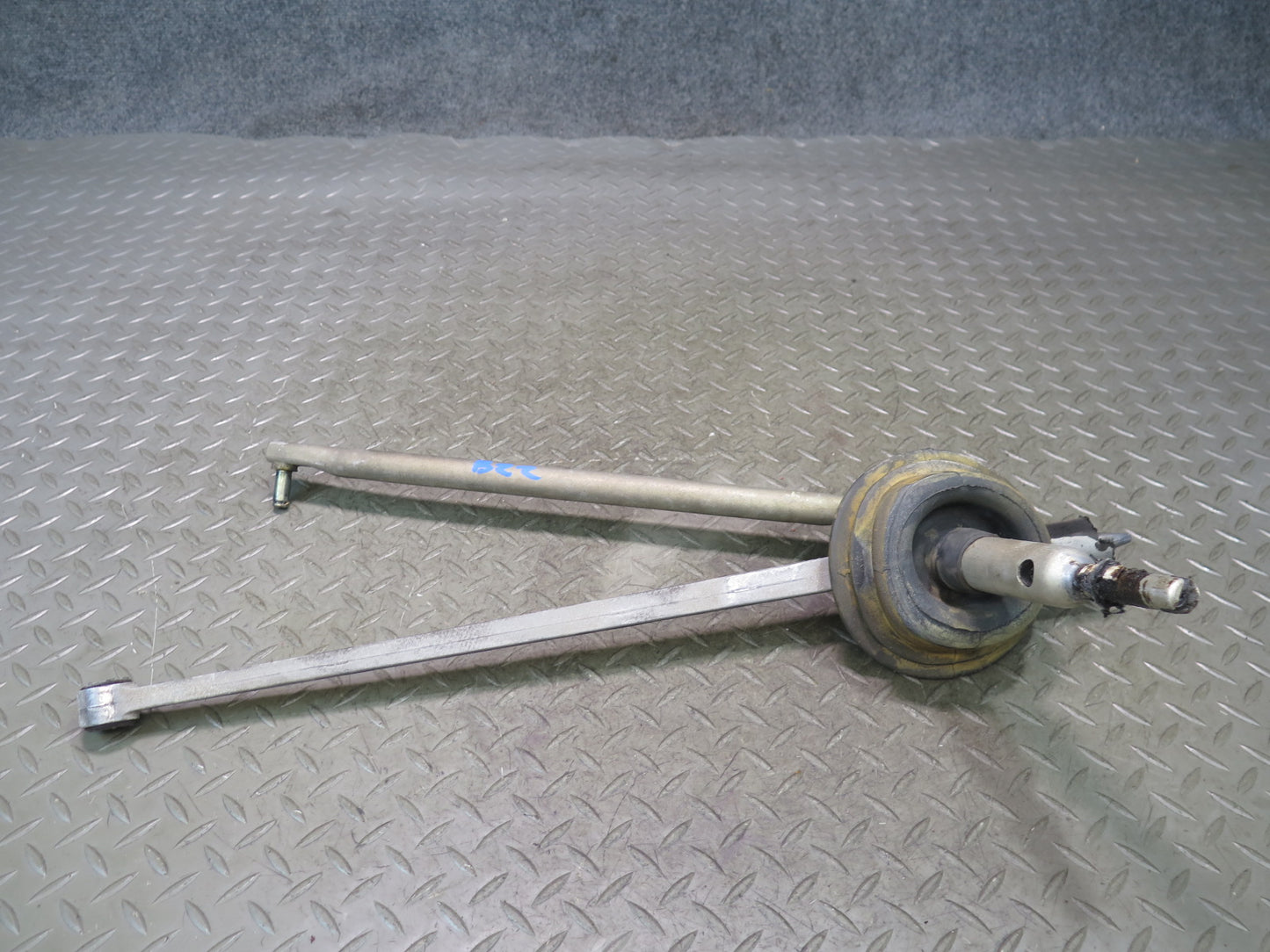97-02 BMW E36/7 Z3 M/T Transmission Gear Shifter Arm Lever Rod OEM
