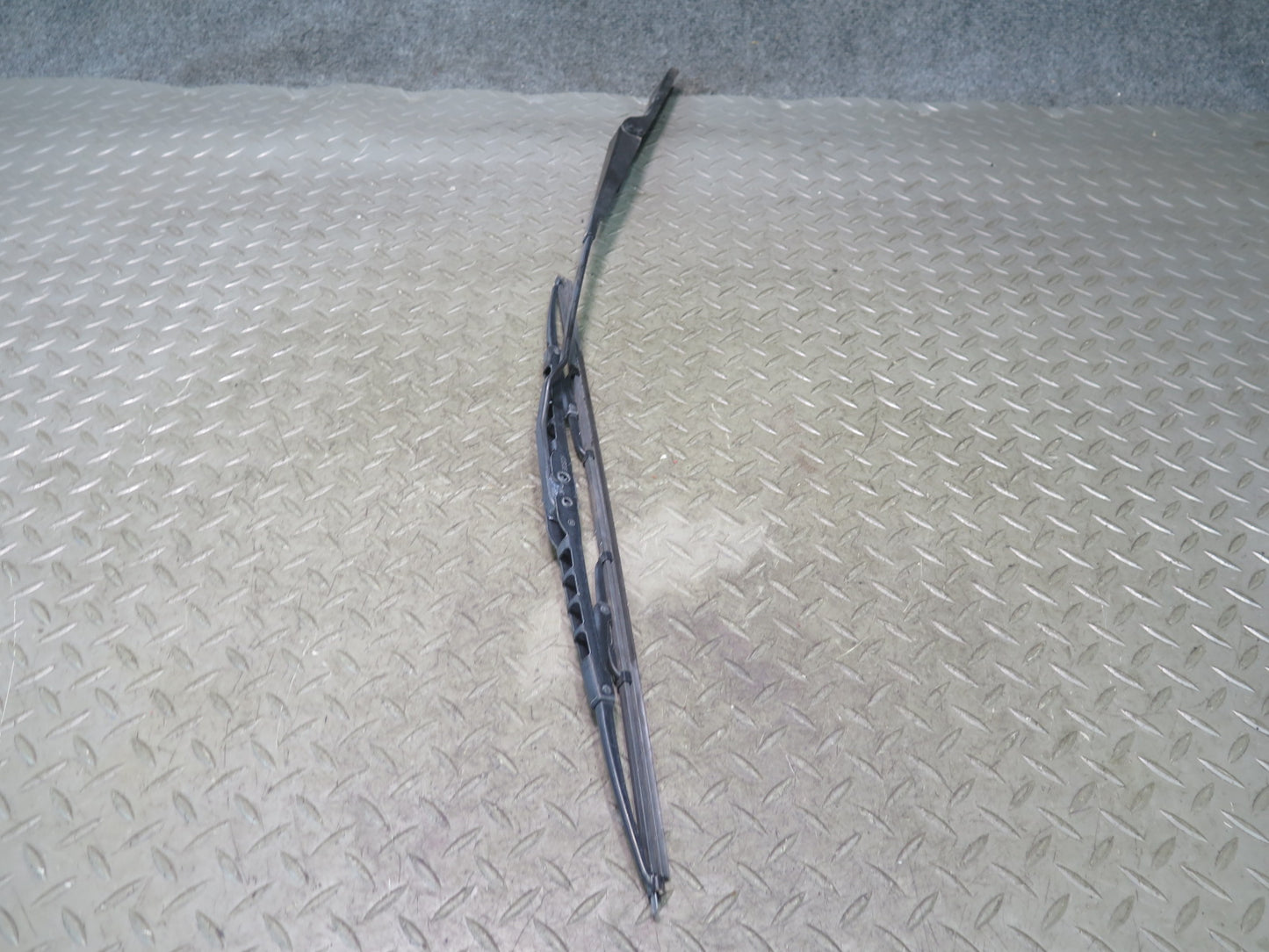 96-02 BMW E36/7 Z3 Set of 2 Front Left & Right Windshield Wiper Arm Blade OEM