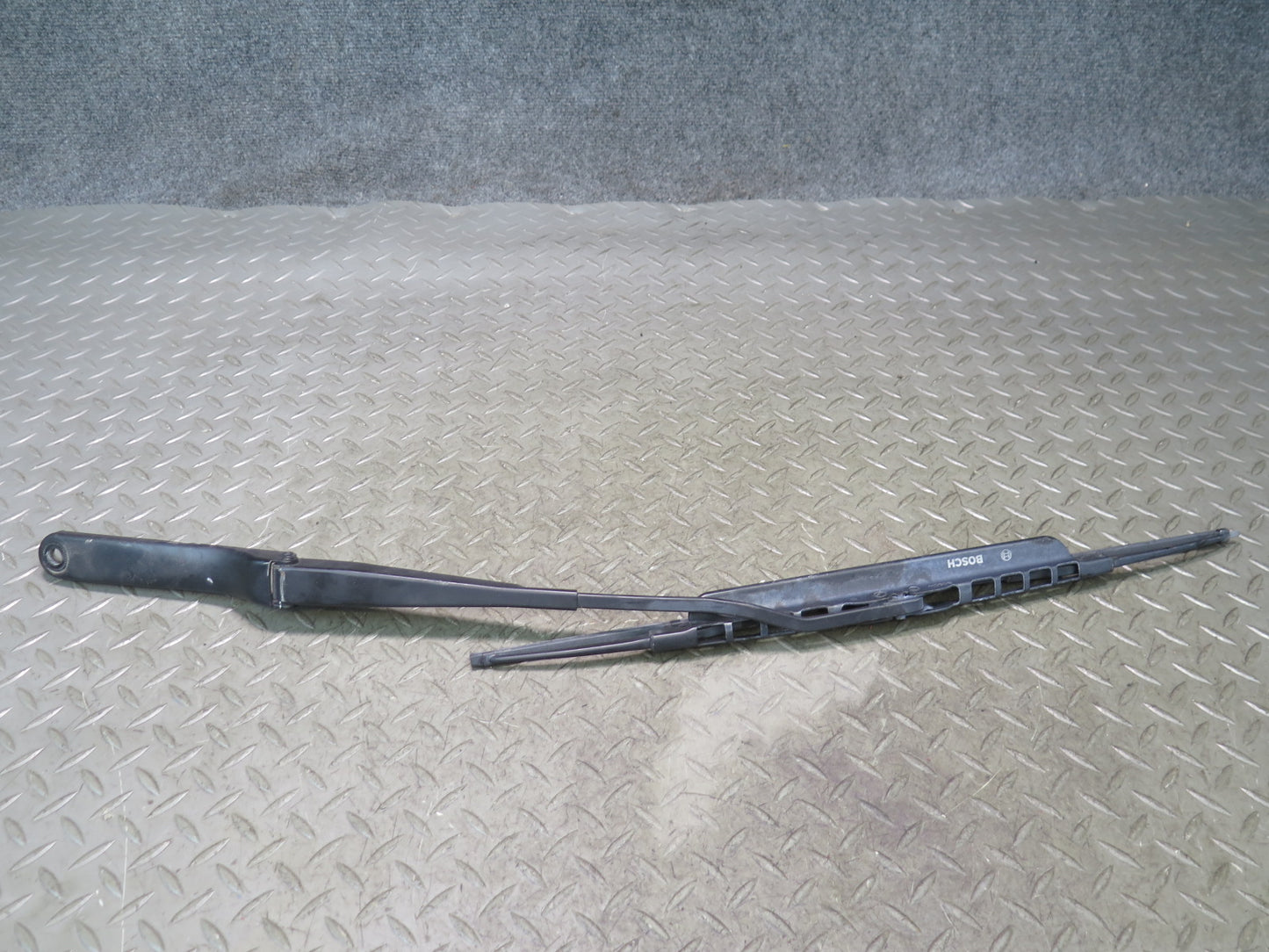 96-02 BMW E36/7 Z3 Set of 2 Front Left & Right Windshield Wiper Arm Blade OEM