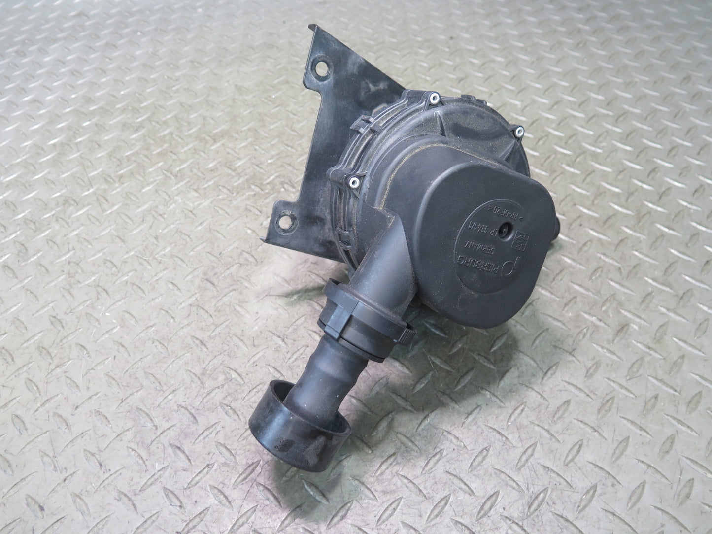 99-02 BMW E36/7 Z3 Secondary Injection Smog Air Pump 1437465 OEM