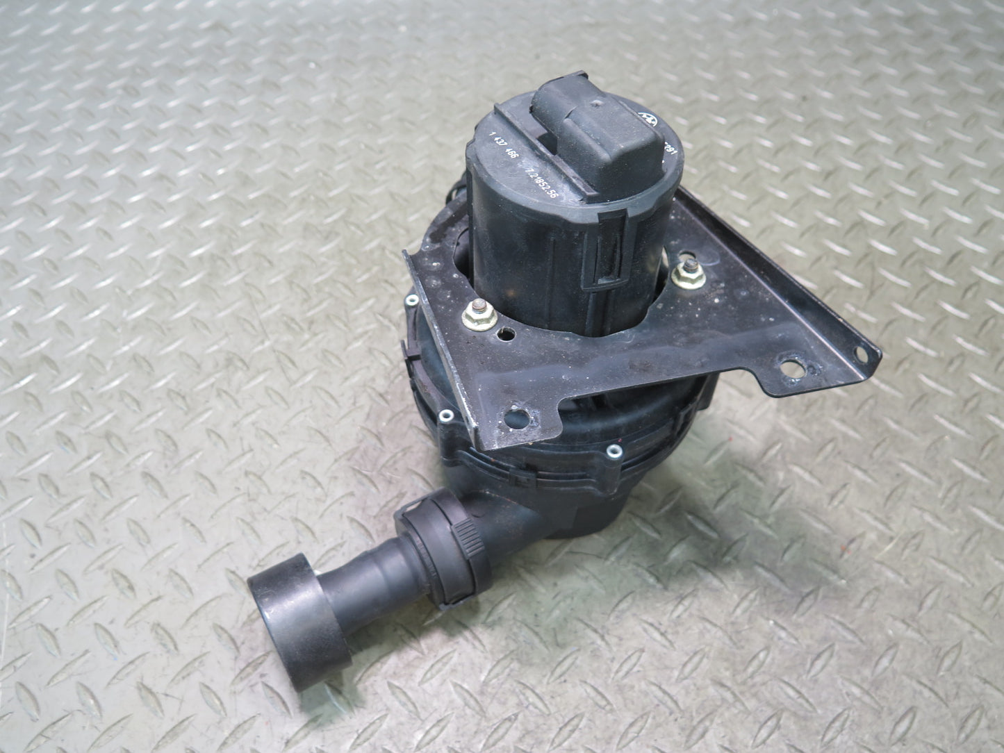 99-02 BMW E36/7 Z3 Secondary Injection Smog Air Pump 1437465 OEM