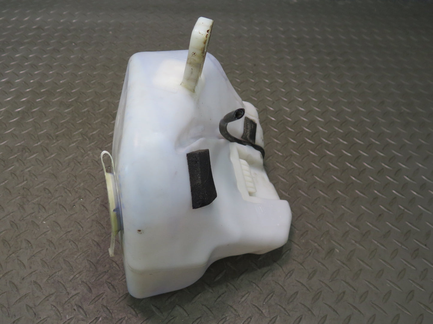 99-02 BMW E36/7 Z3 Windshied Washer Fluid Reservoir Tank W/ Pump OEM