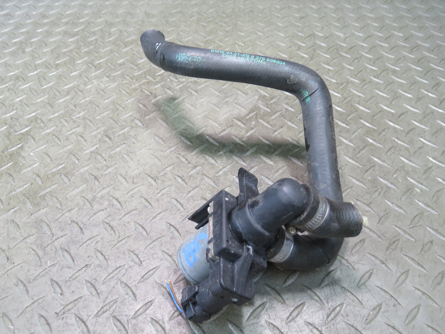 96-02 BMW E36/7 Z3 Heater Control Water Valve 8375443 OEM
