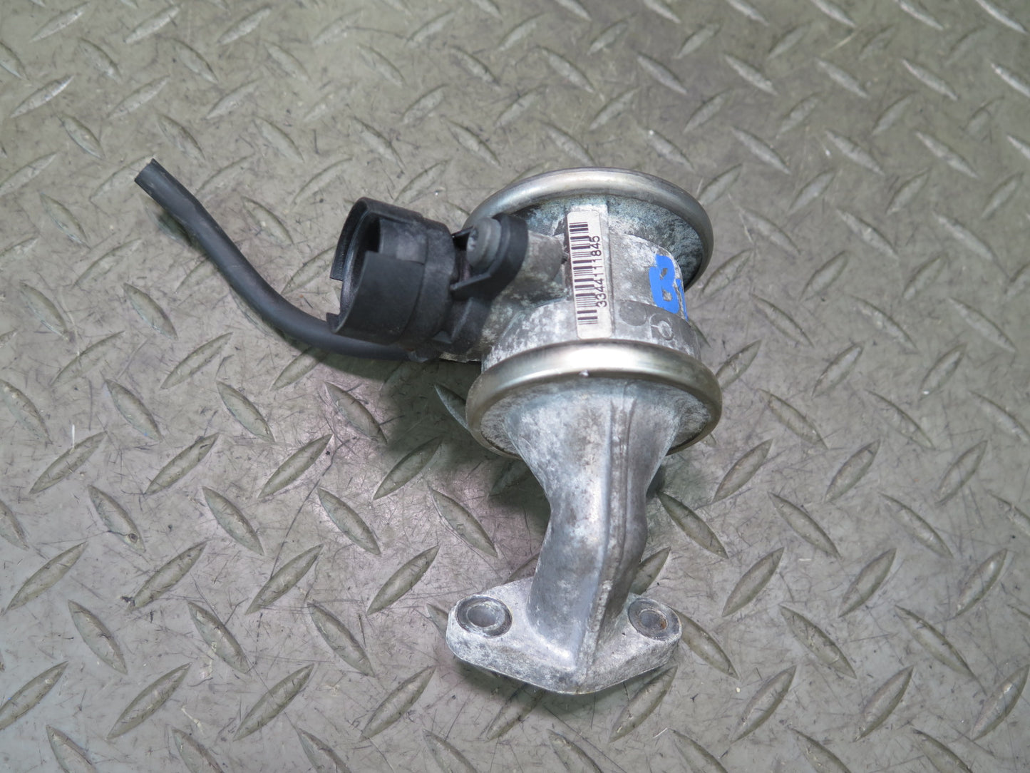 00-02 BMW E36/7 Z3 M52 M54 Secondary Air Injection Control Valve