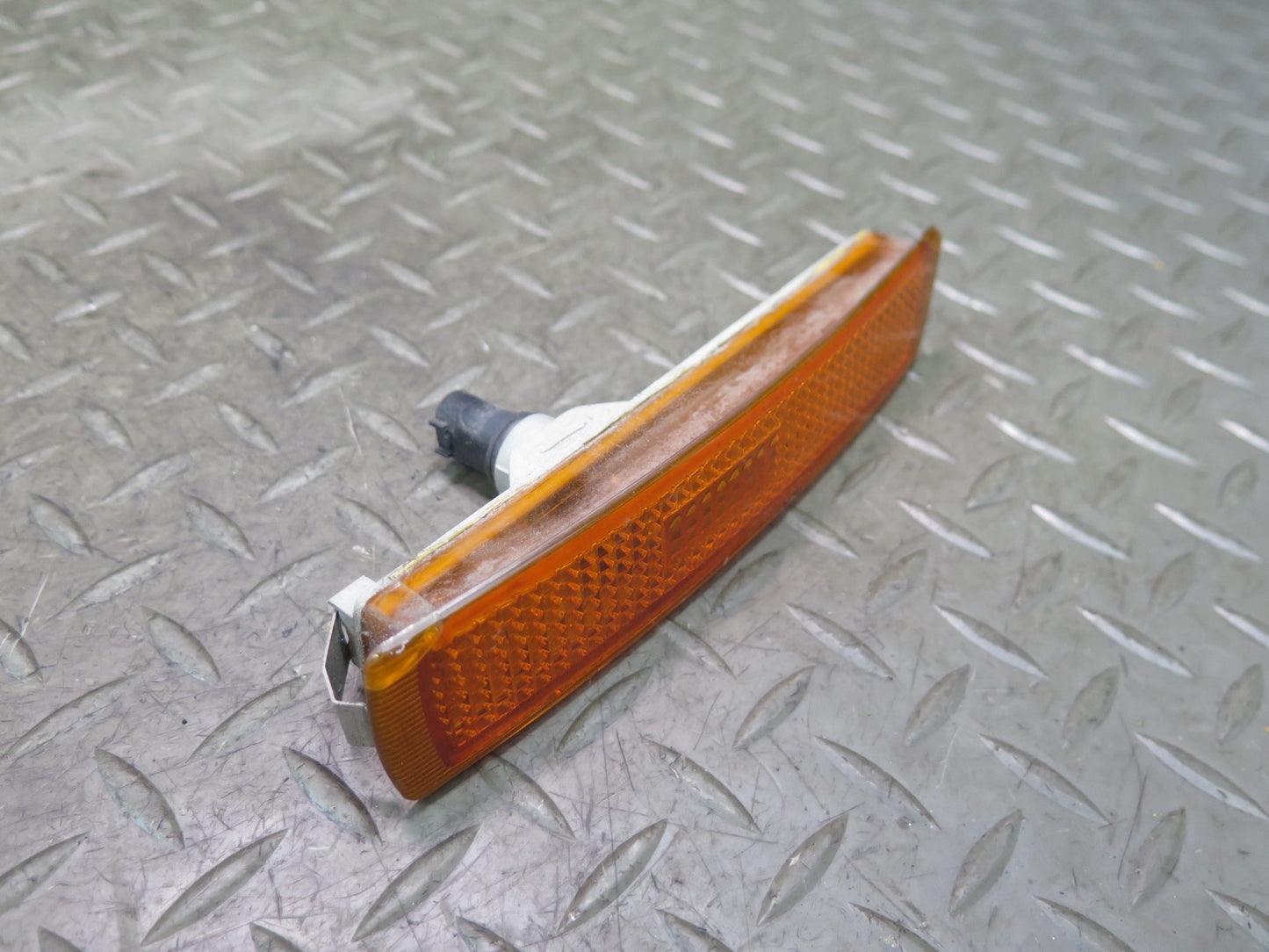 96-02 BMW E36/7 Z3 Front Bumper Left & Right Side Marker Light Lamp OEM