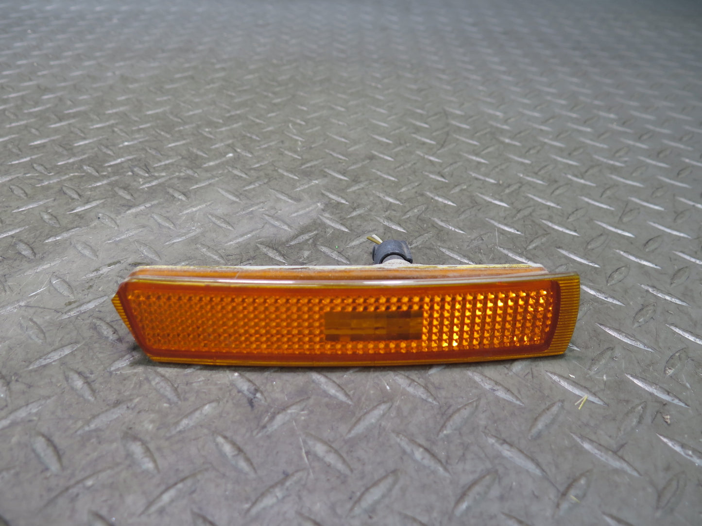 96-02 BMW E36/7 Z3 Front Bumper Left & Right Side Marker Light Lamp OEM