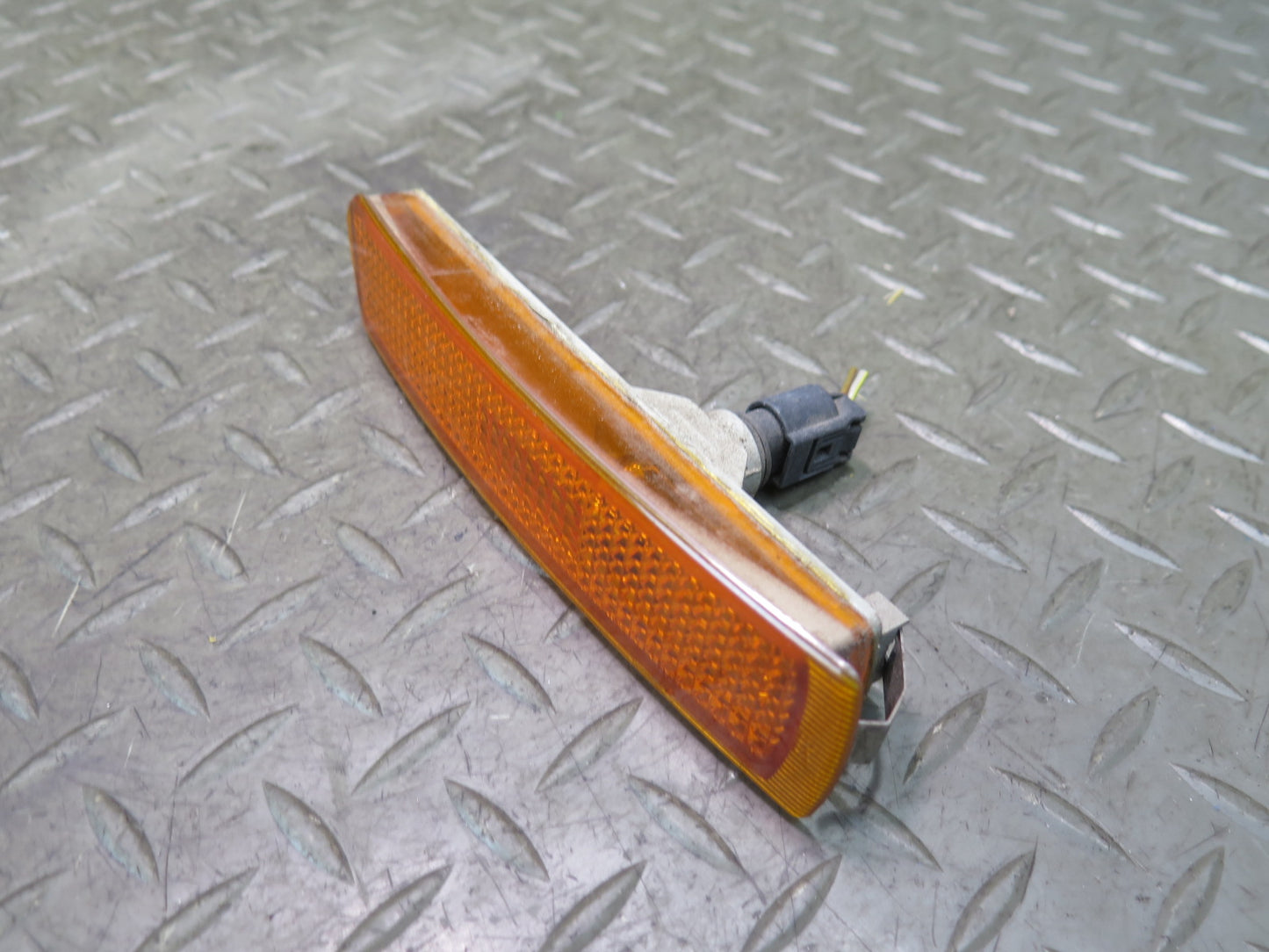 96-02 BMW E36/7 Z3 Front Bumper Left & Right Side Marker Light Lamp OEM