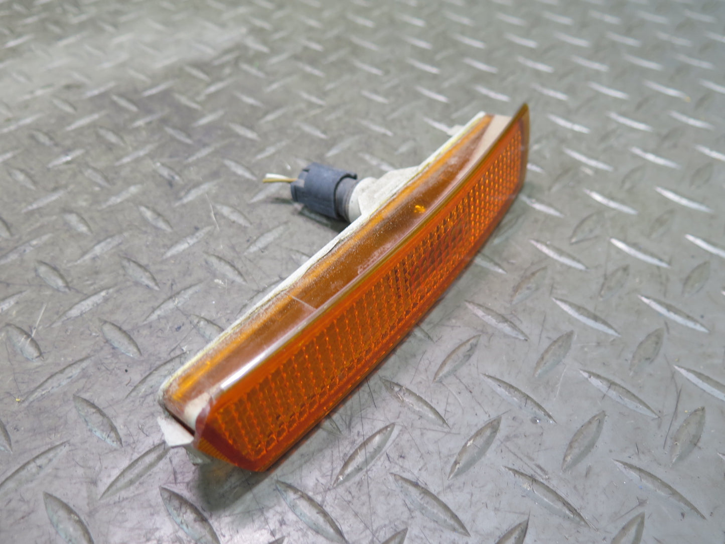 96-02 BMW E36/7 Z3 Front Bumper Left & Right Side Marker Light Lamp OEM