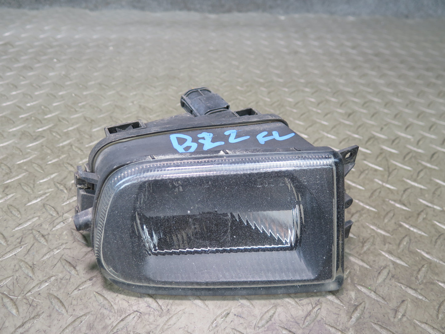 99-02 BMW E36/7 Z3 Front Left Driver Side Fog Light Lamp 8377941 OEM