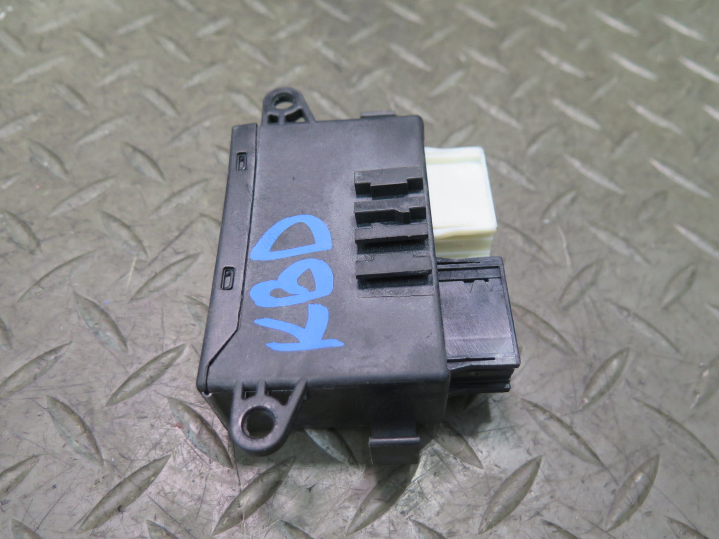 2001-2006 BMW E46 M3 Front Left or Right Seat Memory Control Module 6913364