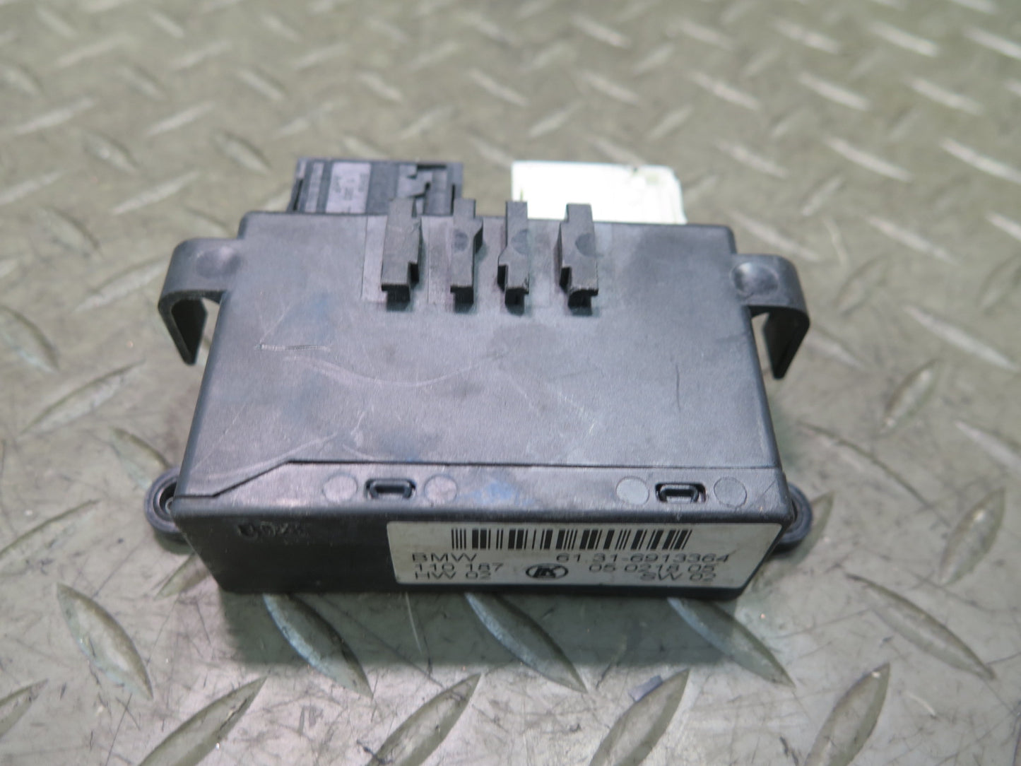 2001-2006 BMW E46 M3 Front Left or Right Seat Memory Control Module 6913364