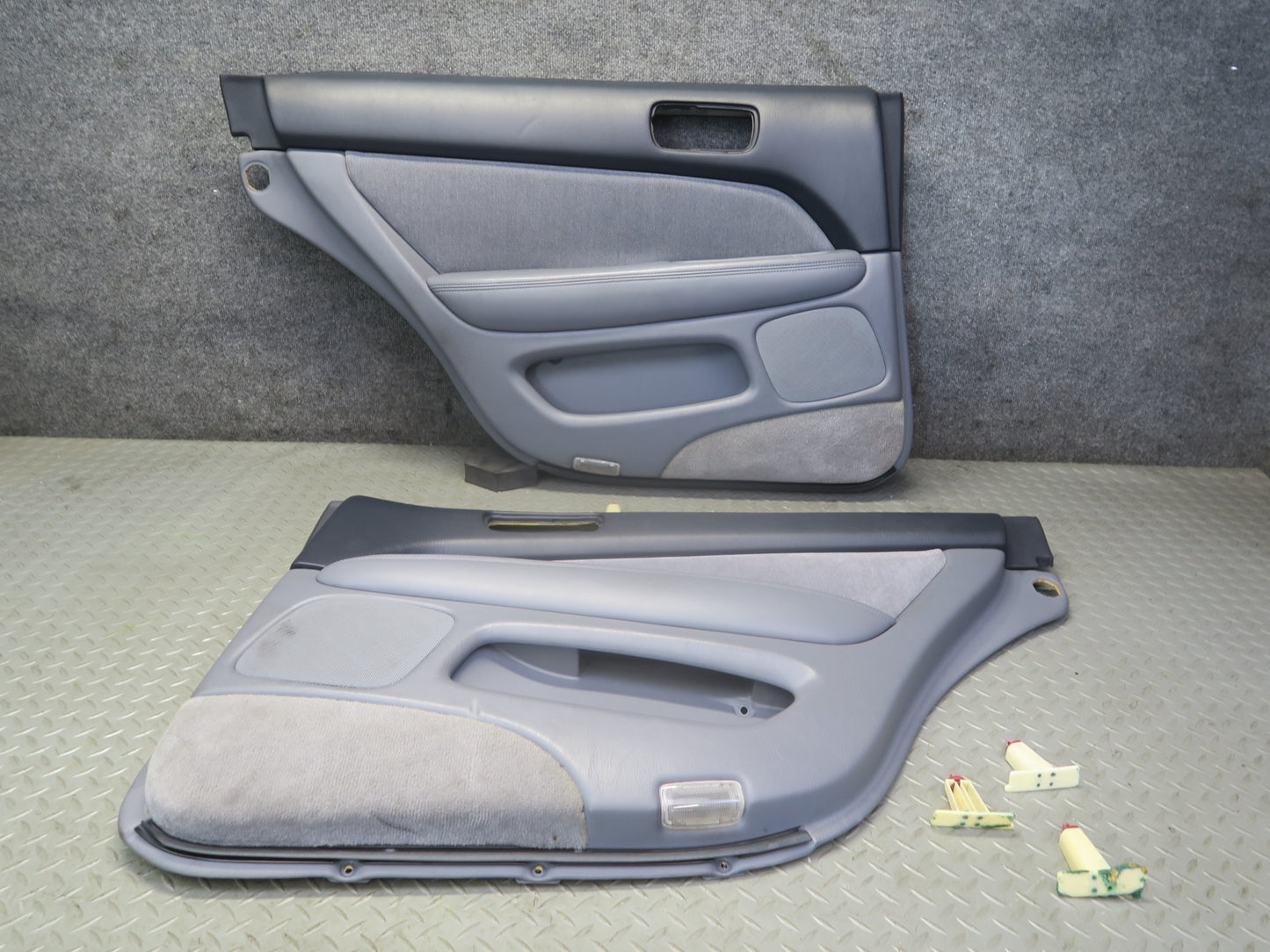 95-97 Toyota Celsior Lexus LS400 Rear Door Interior Trim Cover Panel Set OEM