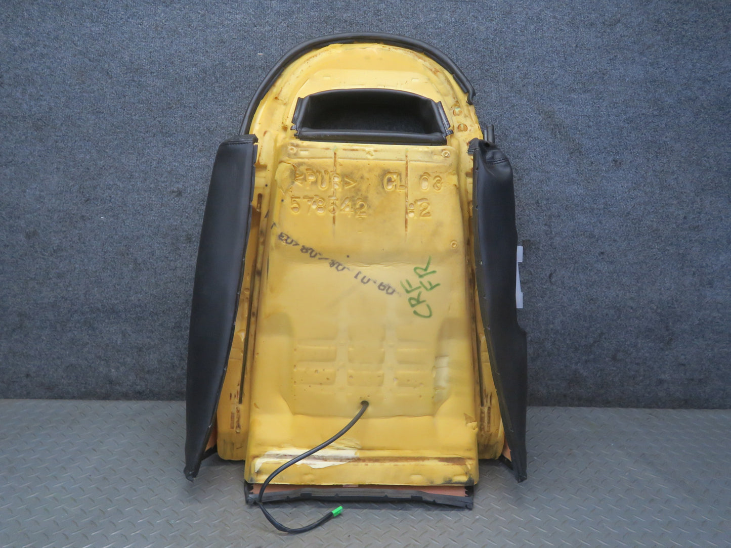 03-06 Chevrolet SSR Front Right Seat Upper Leather Cushion Black 51K Miles OEM