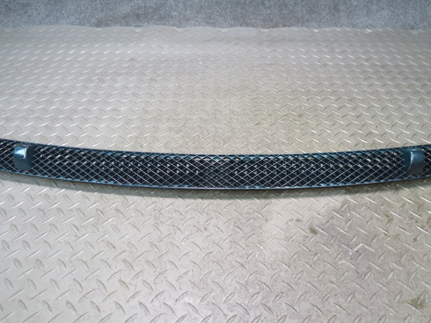 99-03 VW Eurovan T4 Front Windshield Vent Cowl Grille w Washer Nozzle Jets OEM
