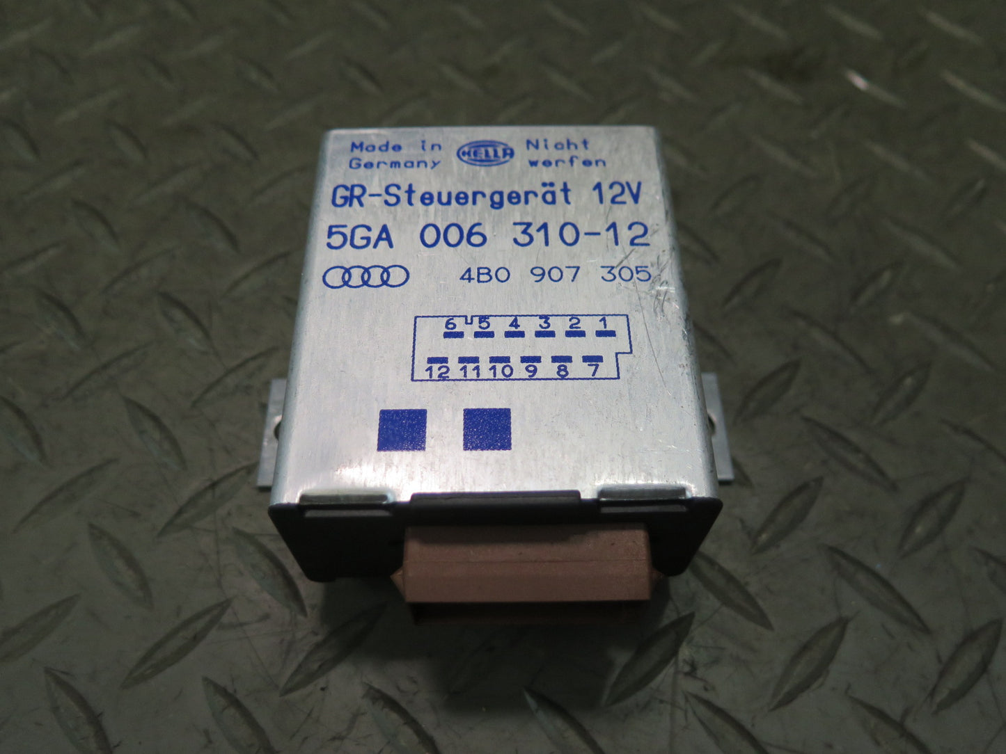 1999 Volkswagen VW Eurovan T4 Cruise Control Module Unit 4B0907305 OEM