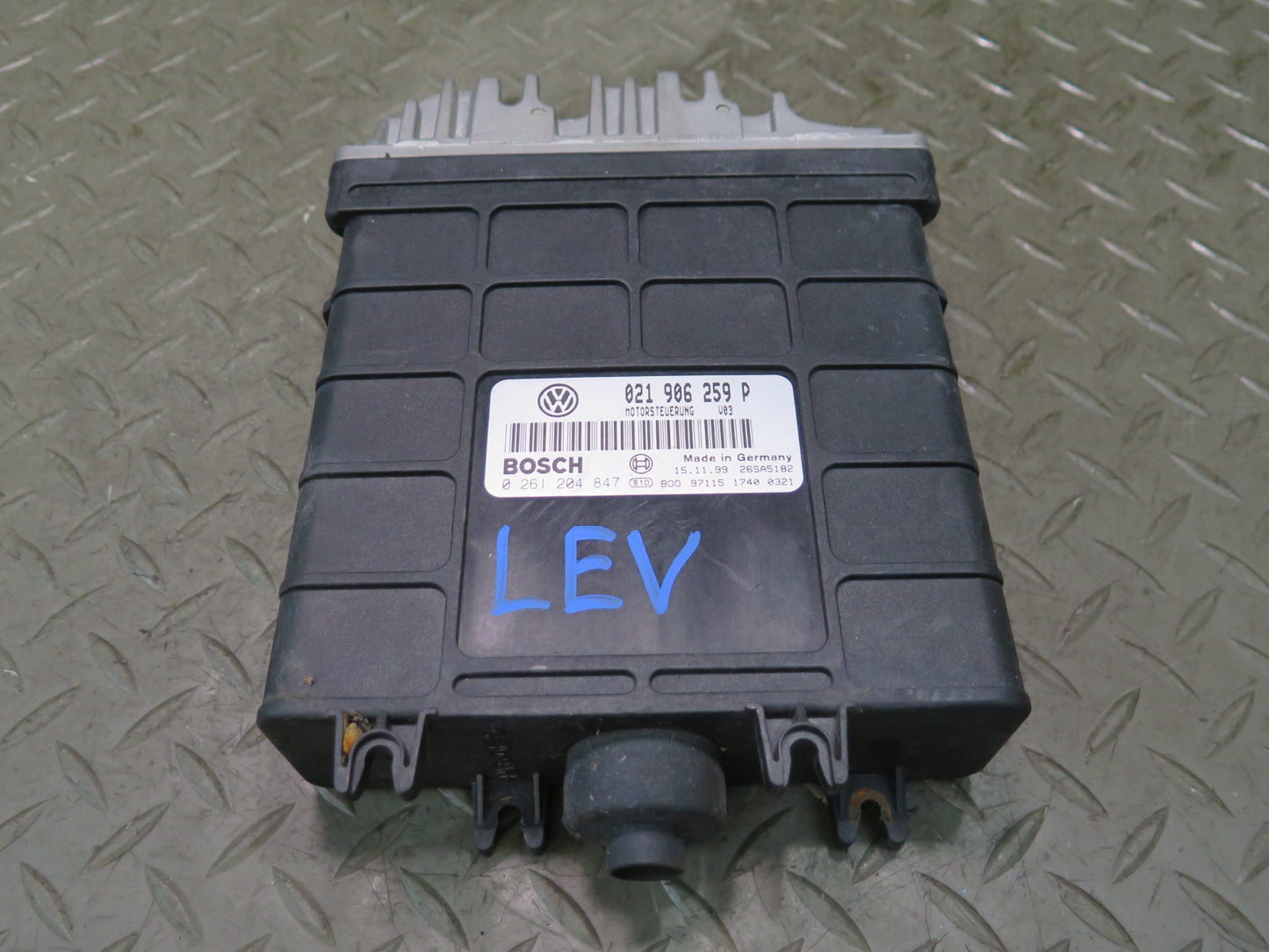 99-01 VW Eurovan T4 2.8L AES ECU Engine Control Module Unit 021906259P OEM