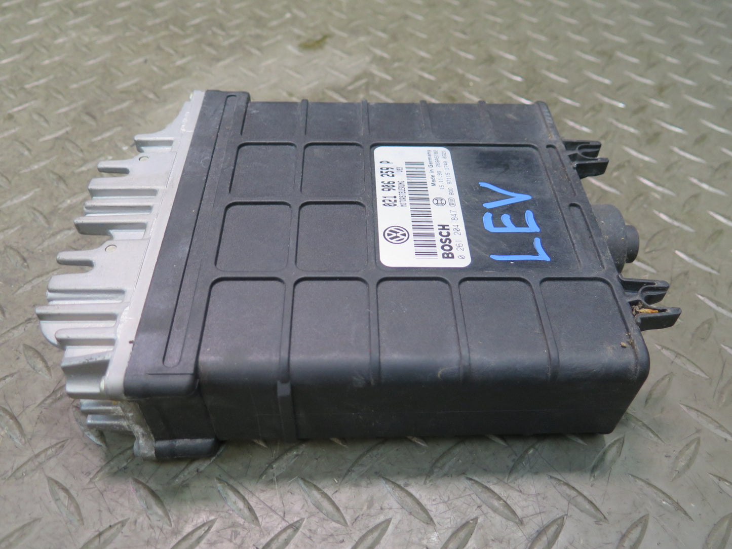 99-01 VW Eurovan T4 2.8L AES ECU Engine Control Module Unit 021906259P OEM