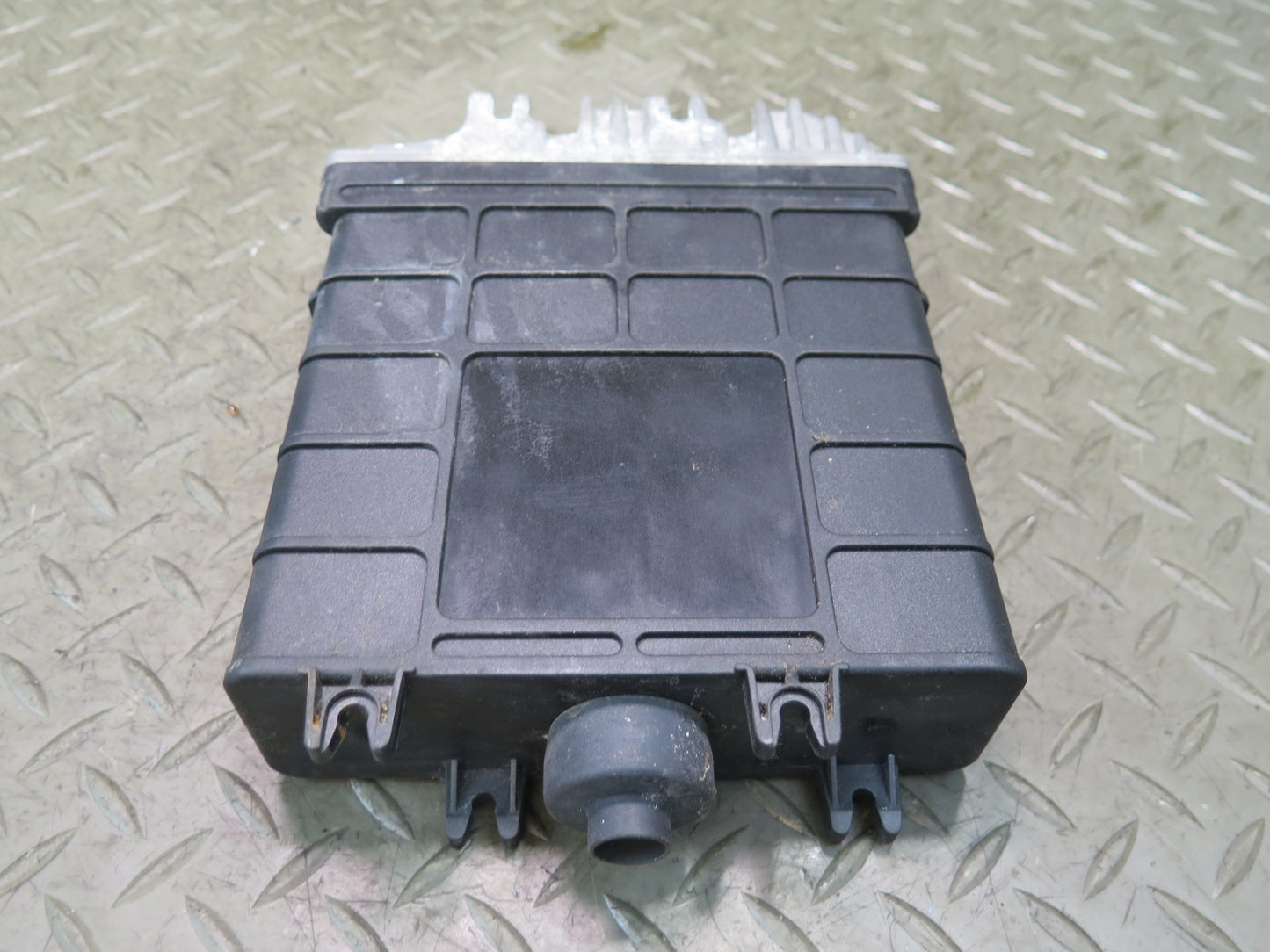 99-01 VW Eurovan T4 2.8L AES ECU Engine Control Module Unit 021906259P OEM