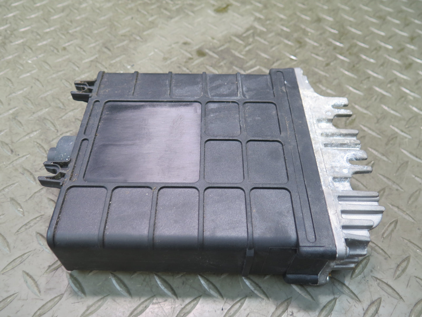 99-01 VW Eurovan T4 2.8L AES ECU Engine Control Module Unit 021906259P OEM
