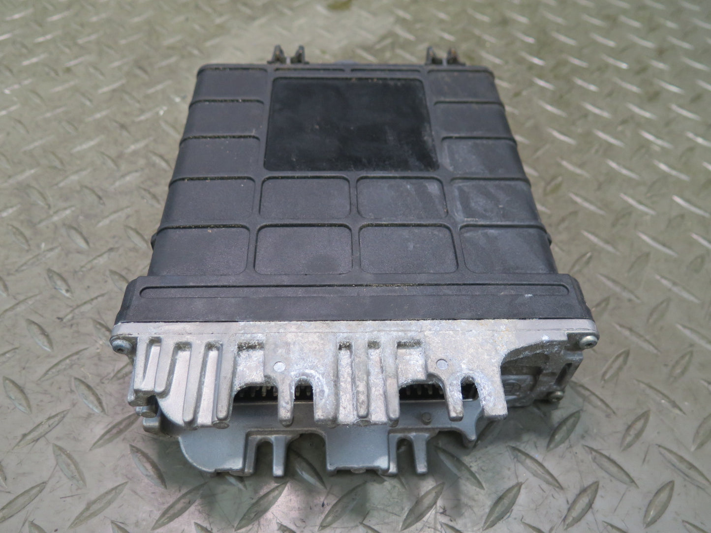99-01 VW Eurovan T4 2.8L AES ECU Engine Control Module Unit 021906259P OEM