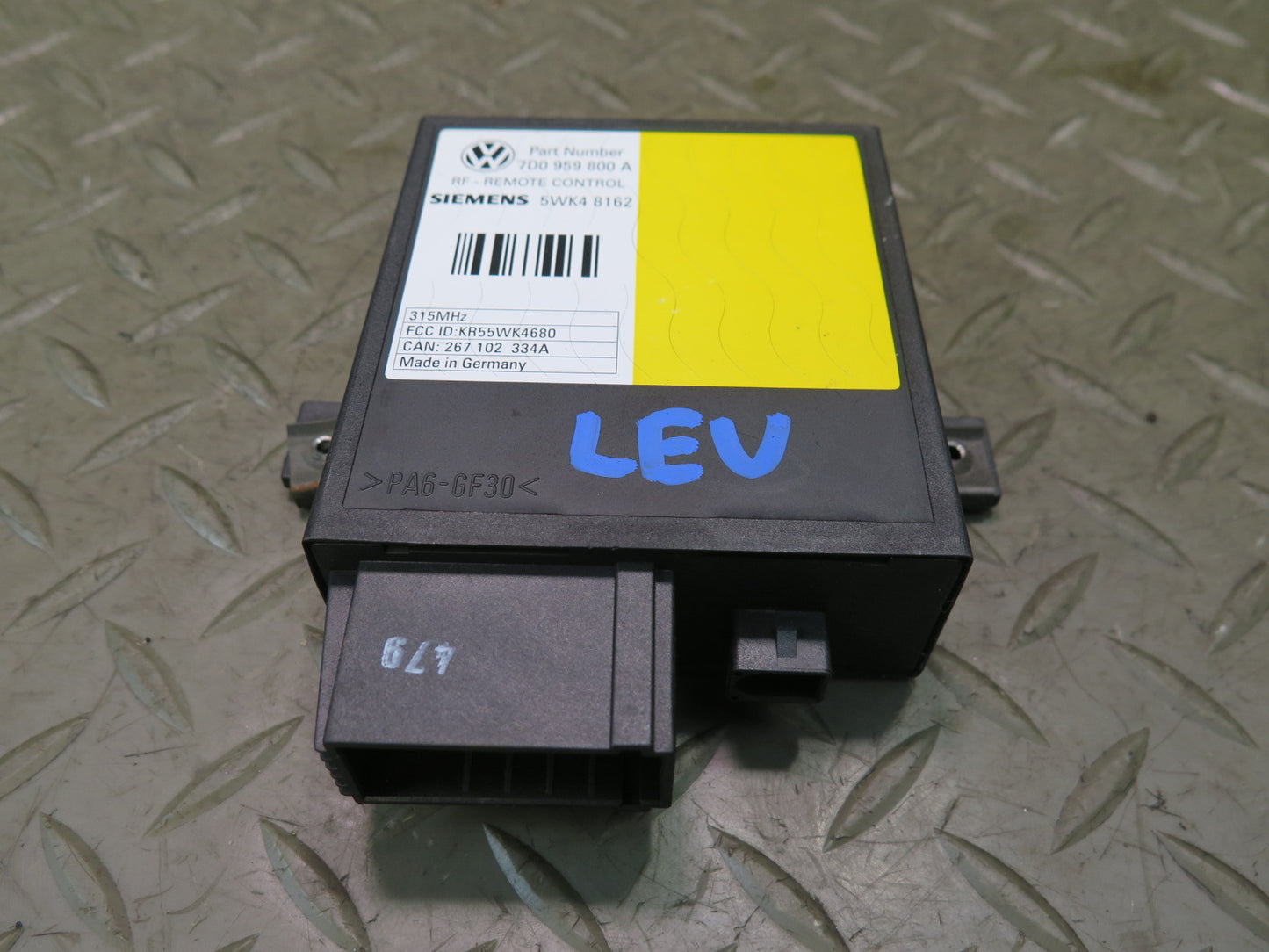 99-03 VW Eurovan T4 Keyless Entry Control  Module 7D0959800A OEM