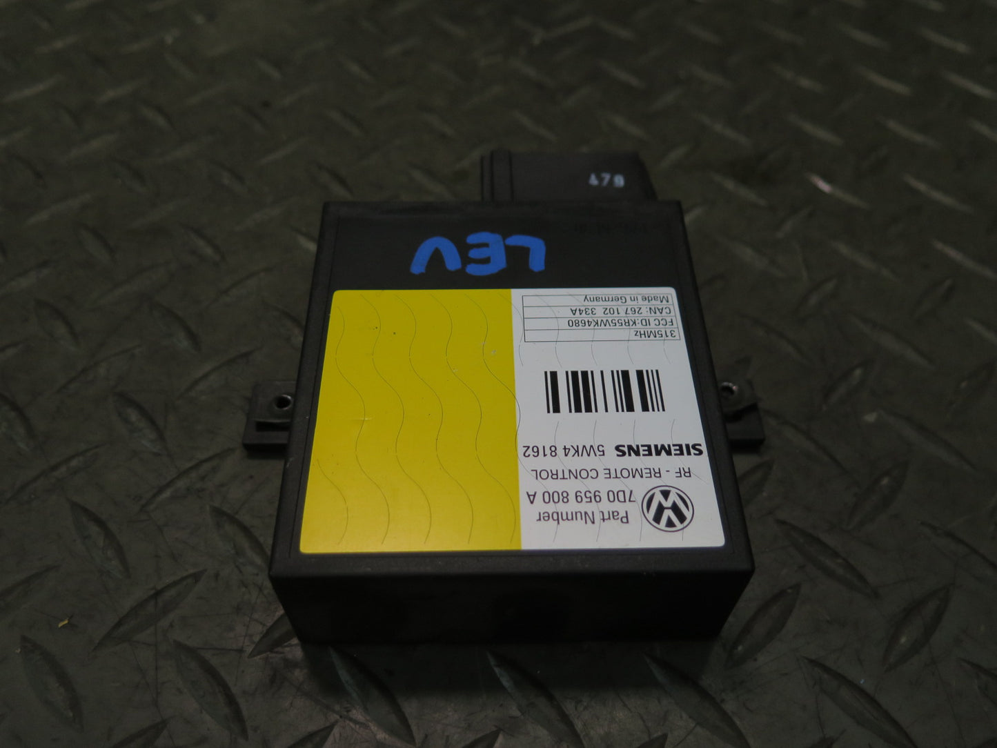 99-03 VW Eurovan T4 Keyless Entry Control  Module 7D0959800A OEM