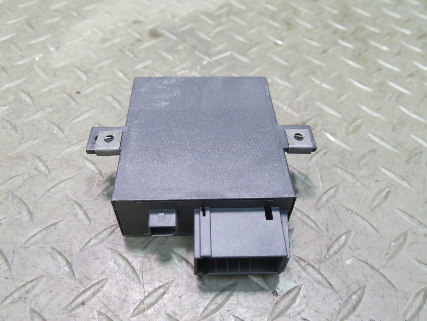 99-03 VW Eurovan T4 Keyless Entry Control  Module 7D0959800A OEM