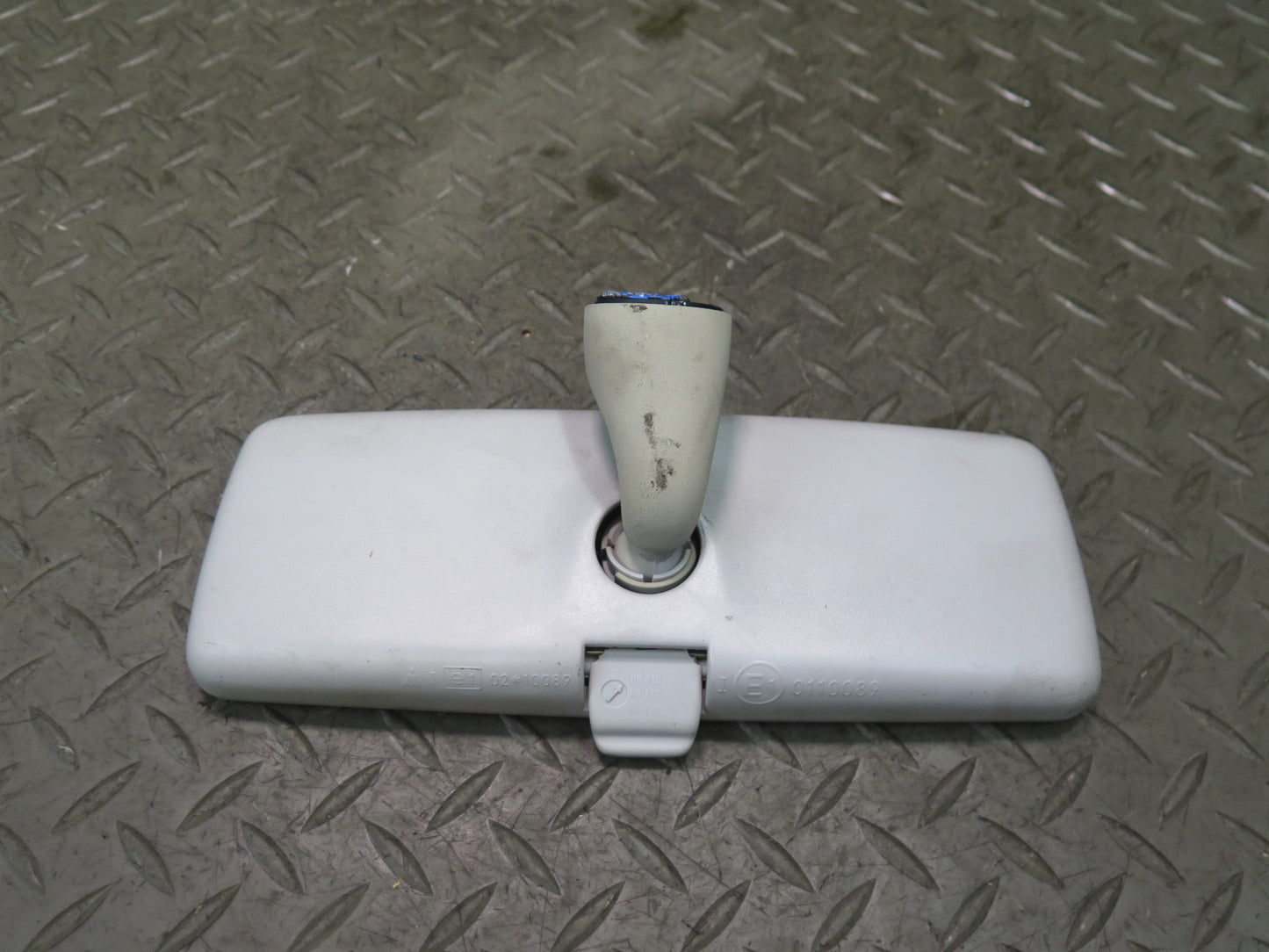 99-03 Volkswagen VW Eurovan T4 Manual Dimming Interior Rear View Mirror OEM
