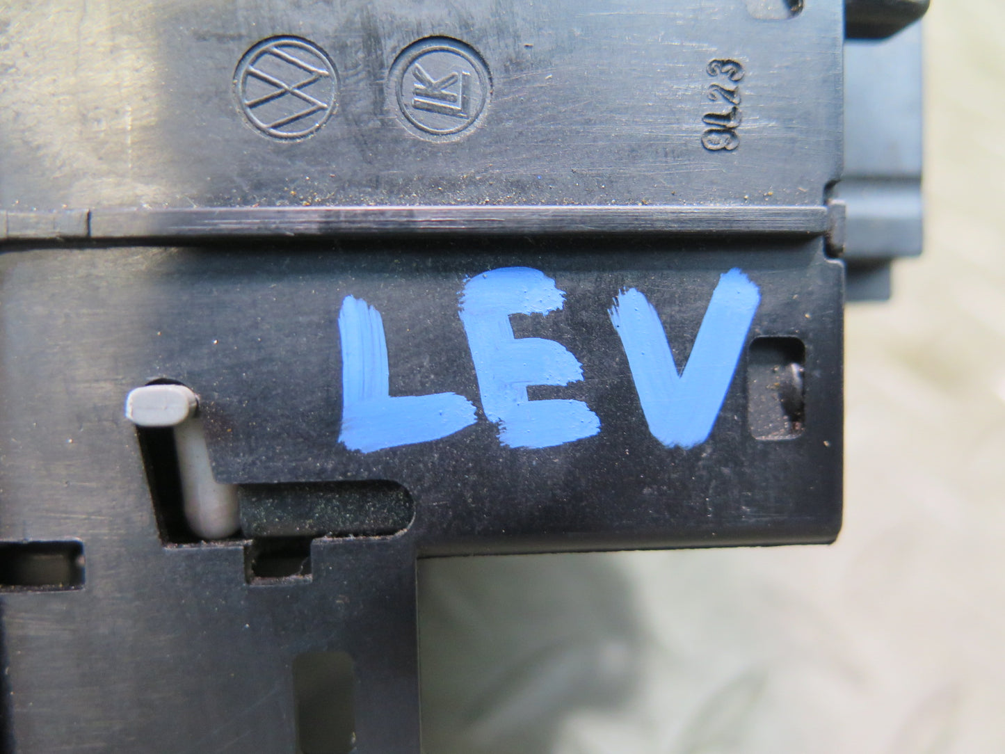 99-03 VW Eurovan T4 Headlight Fog Light Dimmer Switch 7D0941531K OEM