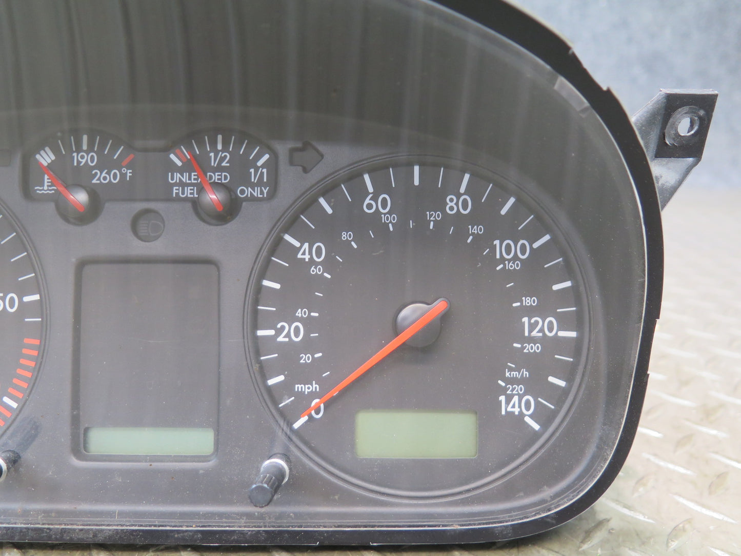 2000 VW Eurovan T4 2.8L A/T Instrument Cluster Gauge Speedometer 7D0920901E OEM