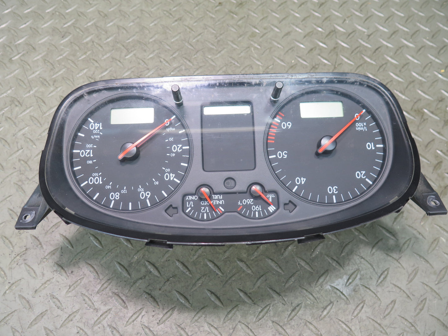 2000 VW Eurovan T4 2.8L A/T Instrument Cluster Gauge Speedometer 7D0920901E OEM