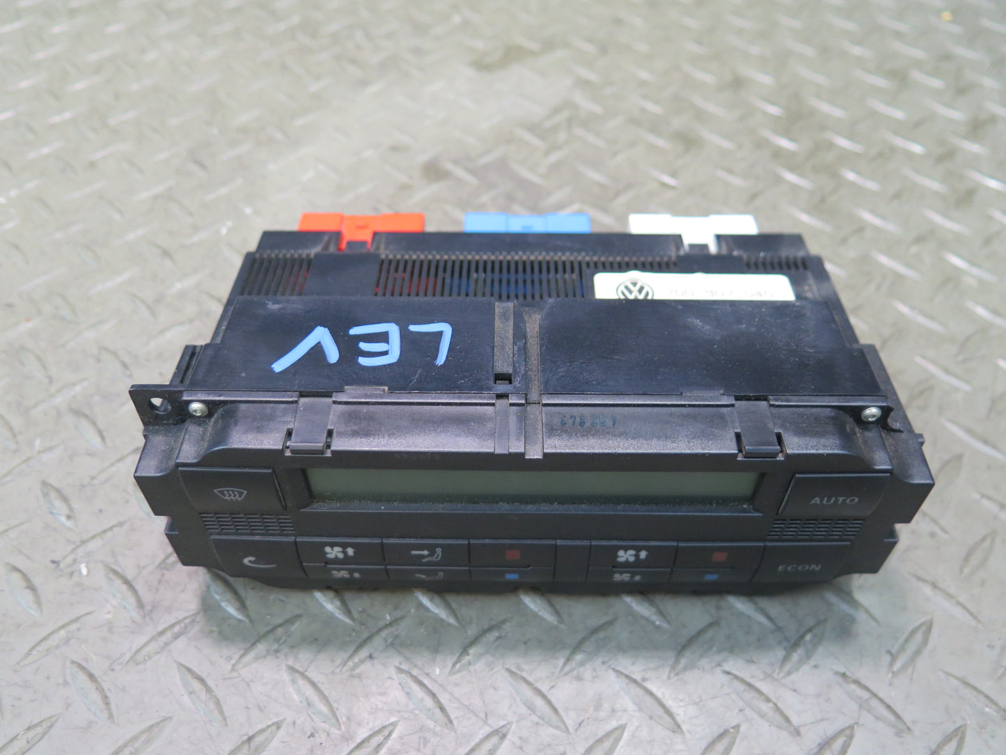 99-03 VW Eurovan T4 A/C Heater Climate Control Switch Panel 7D0907040 OEM