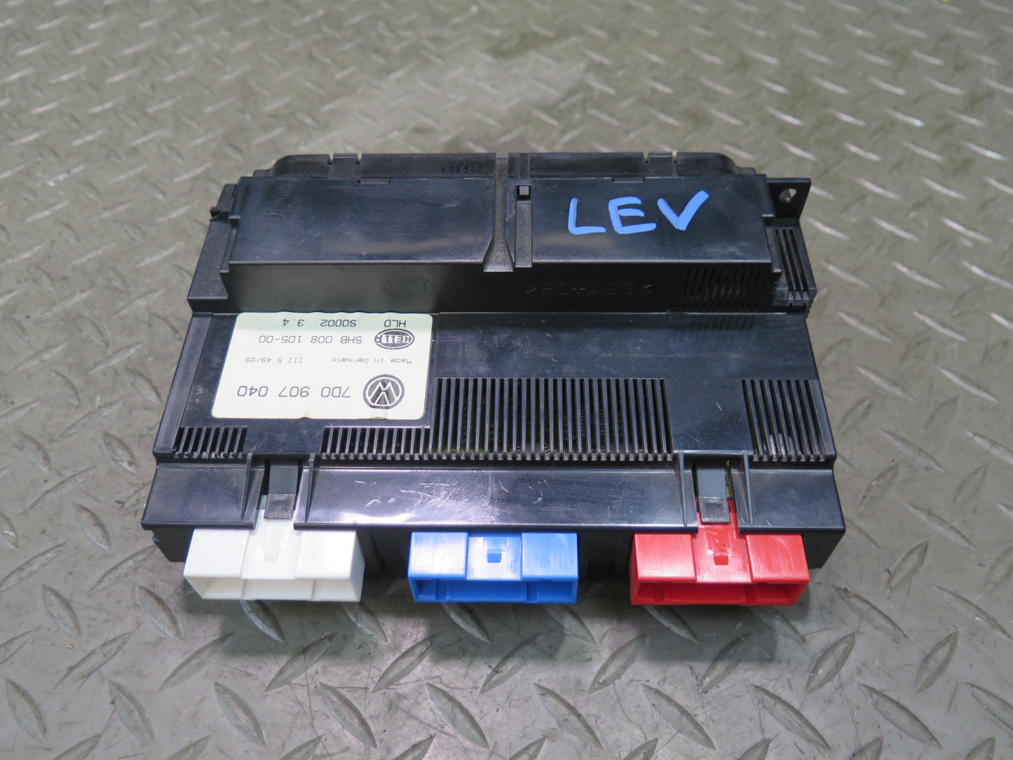 99-03 VW Eurovan T4 A/C Heater Climate Control Switch Panel 7D0907040 OEM