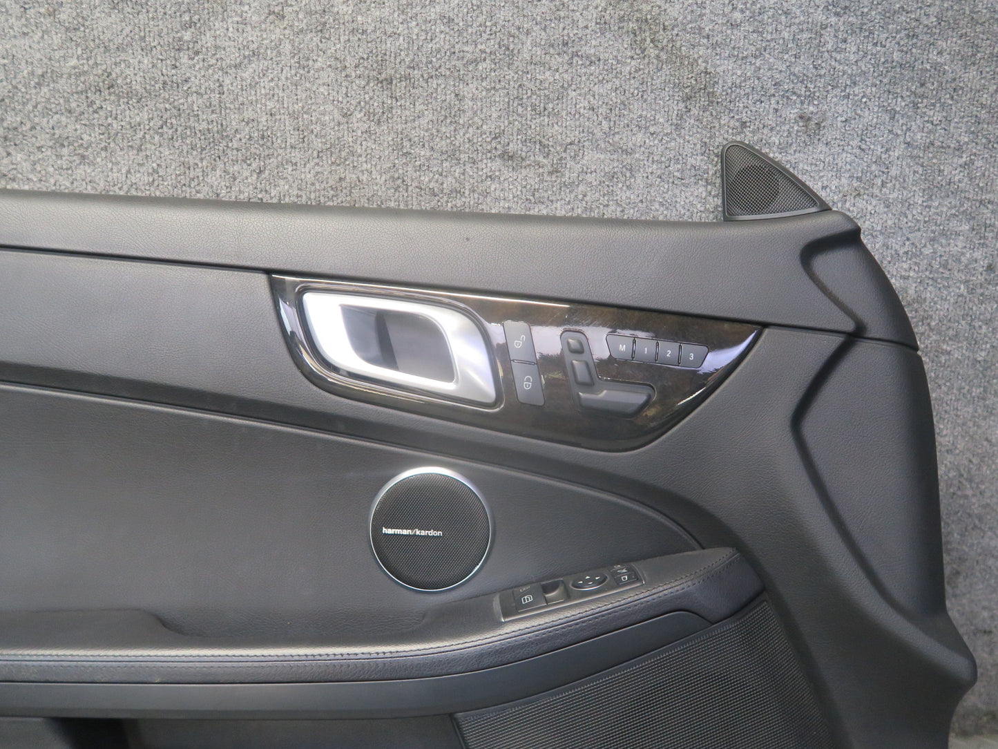 12-16 Mercedes R172 SLK Front Left & Right Side Interior Door Panel Cover Set