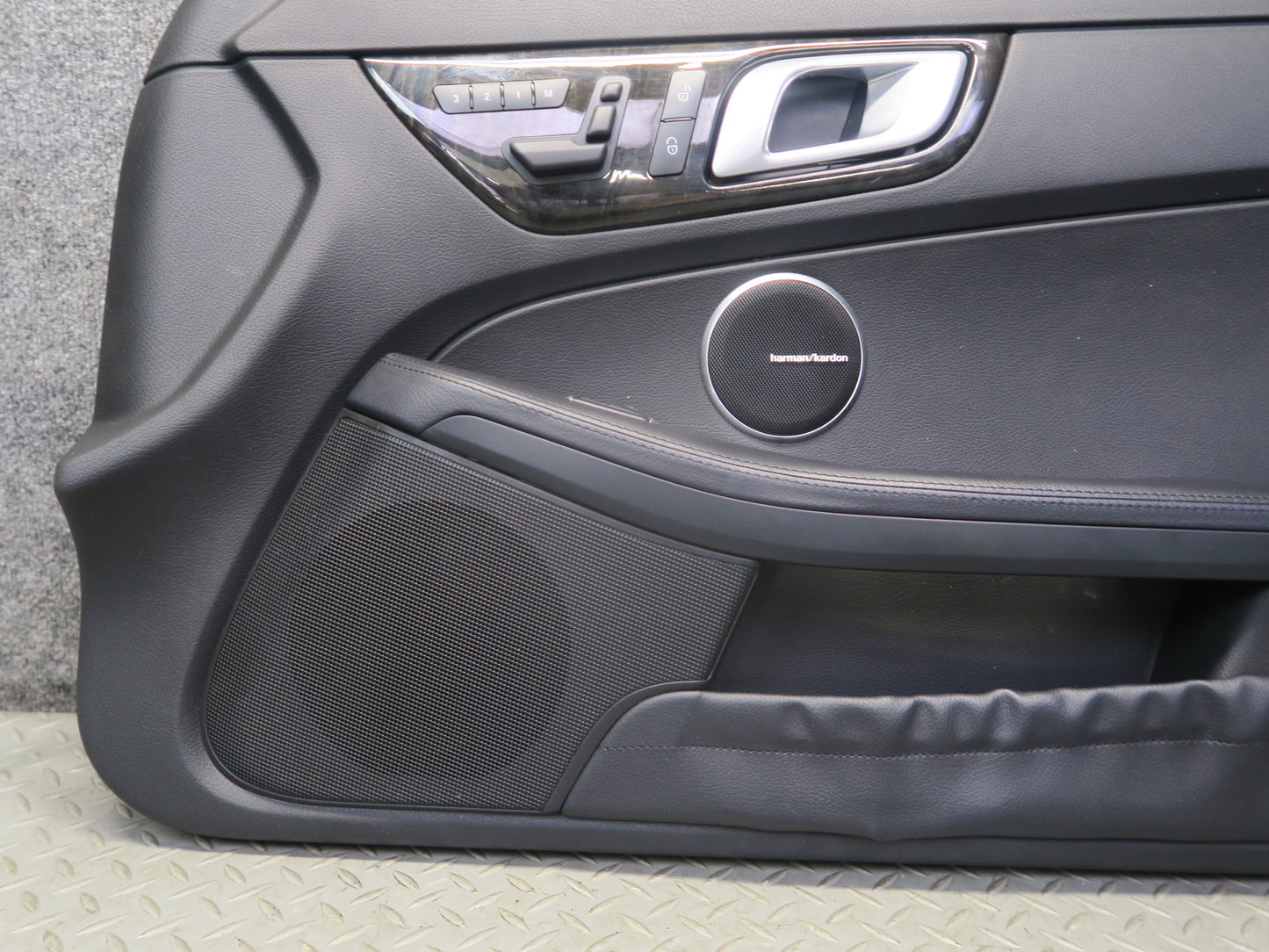 12-16 Mercedes R172 SLK Front Left & Right Side Interior Door Panel Cover Set