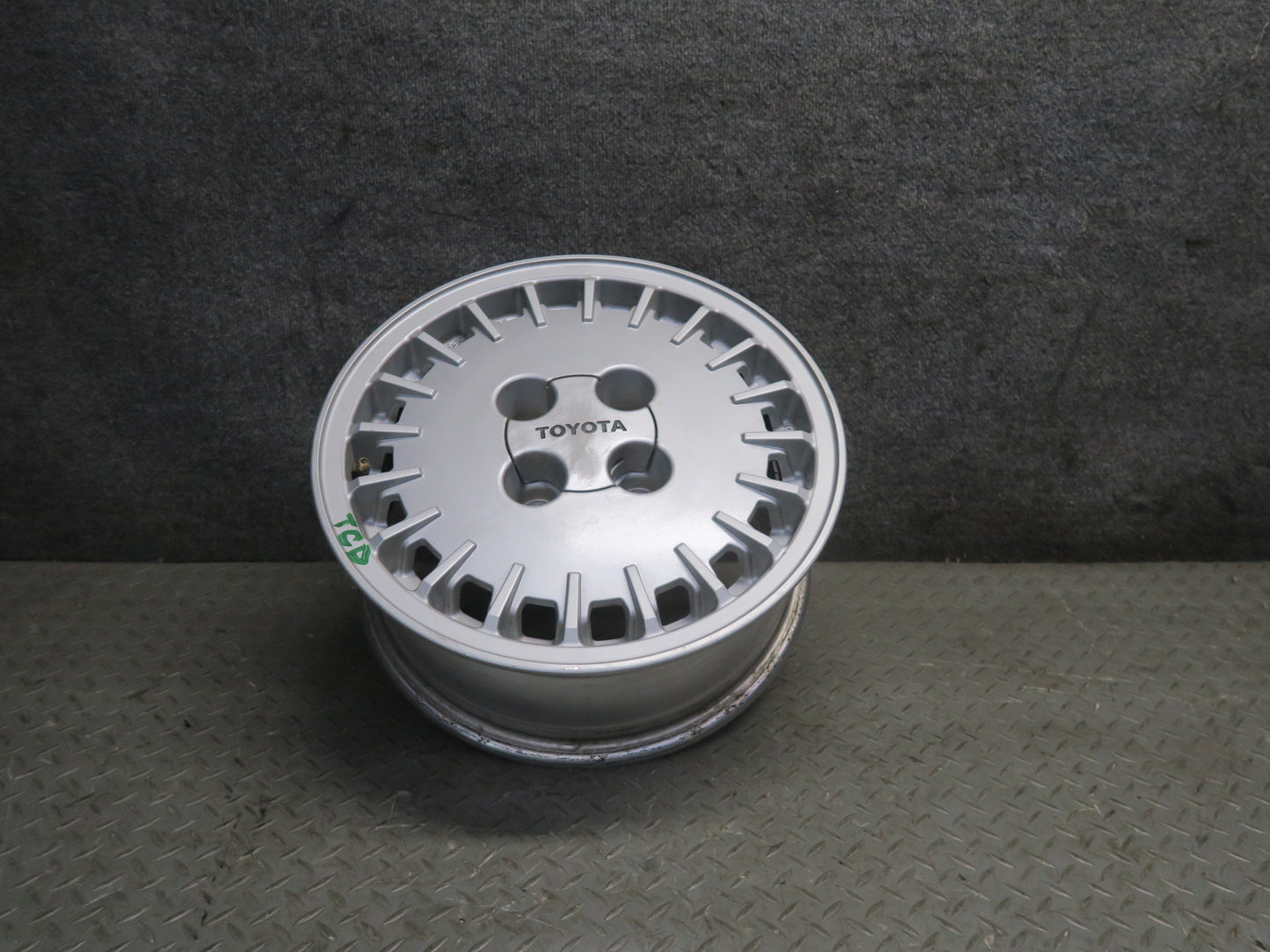 84-88 Toyota Cressida MX73 Factory R15 15" Alloy Wheel Rim 15x6J ET20 OEM