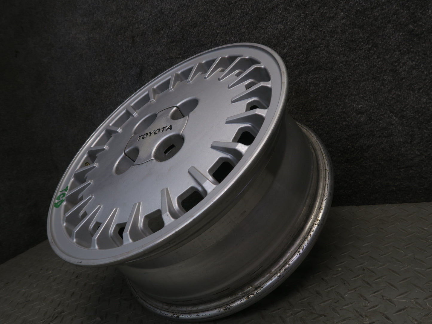 84-88 Toyota Cressida MX73 Factory R15 15" Alloy Wheel Rim 15x6J ET20 OEM