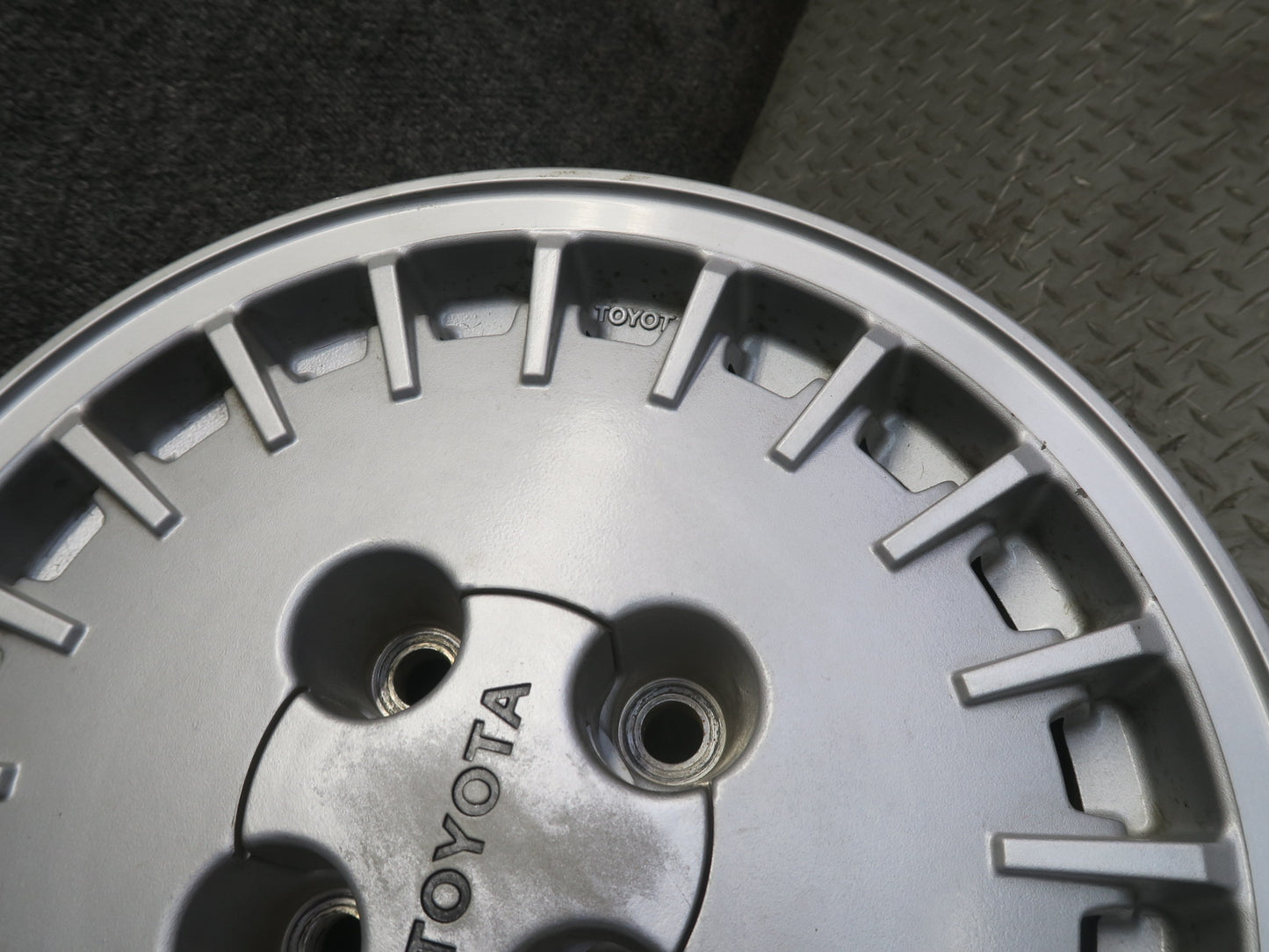 84-88 Toyota Cressida MX73 Factory R15 15" Alloy Wheel Rim 15x6J ET20 OEM